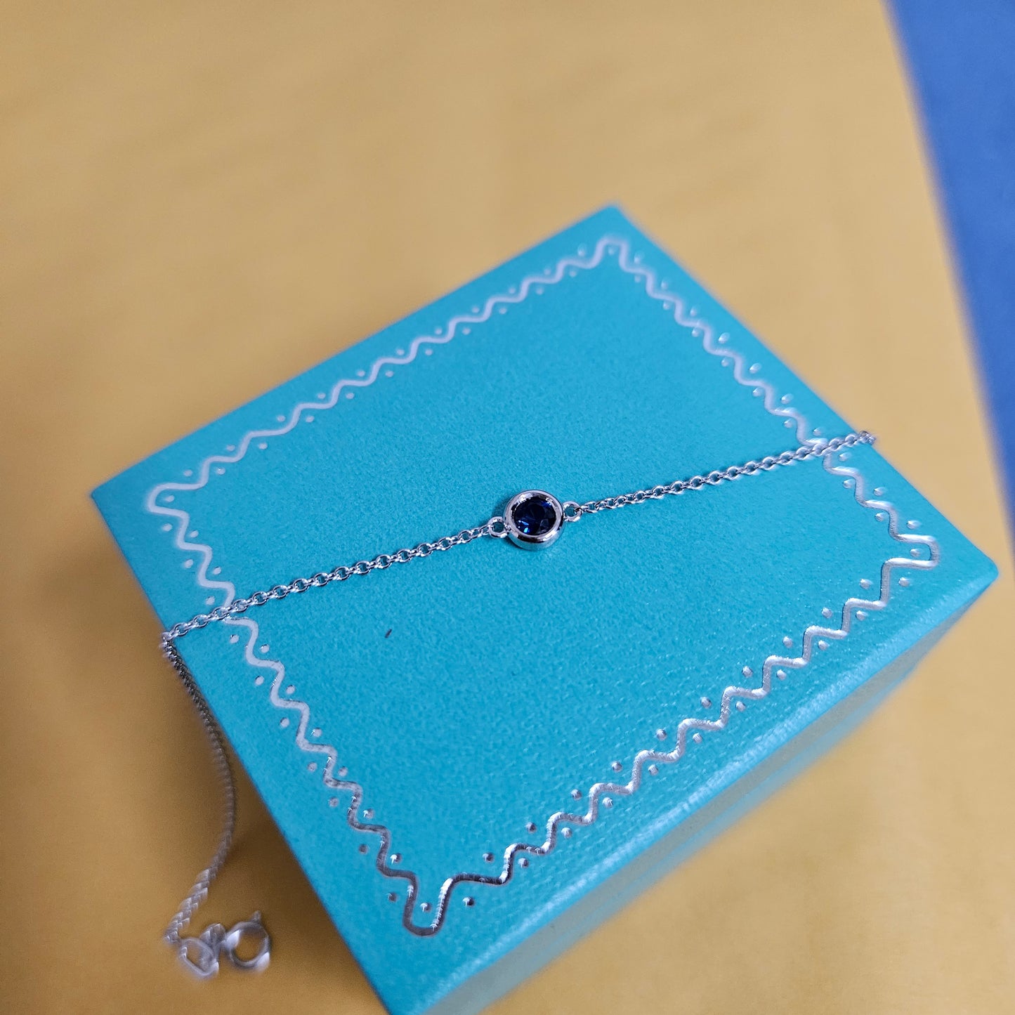 blue Sapphire Bezel Set Solitaire Bracelet/14K Gold blue Sapphire Bezel Set Bracelet/Dainty Gold Gemstone Bracelet/Anniversary gift