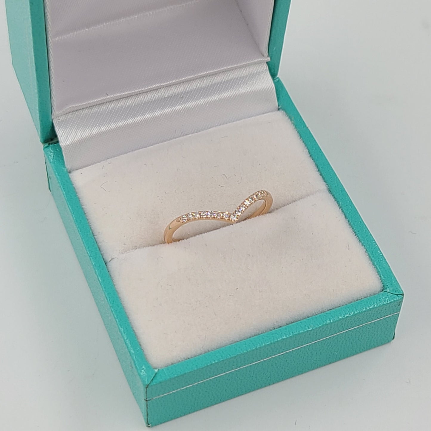14K Gold Natural Diamond V-Shape Ring: Handmade Stacking Wedding Band - Anniversary Gift