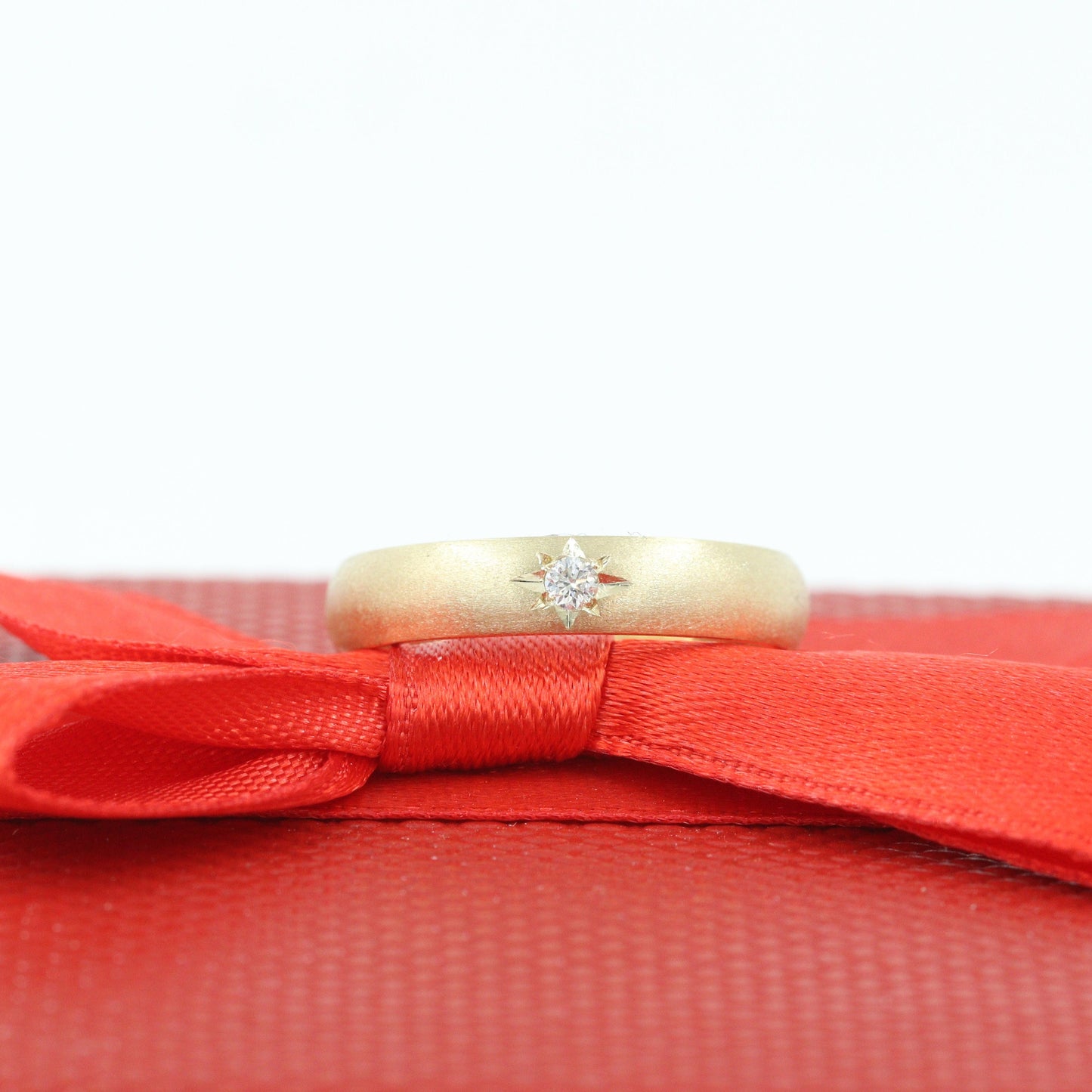 14K Gold Polaris Natural Diamond Dome Star Ring - Handmade Diamond 3mm Wedding Band - Anniversary gift