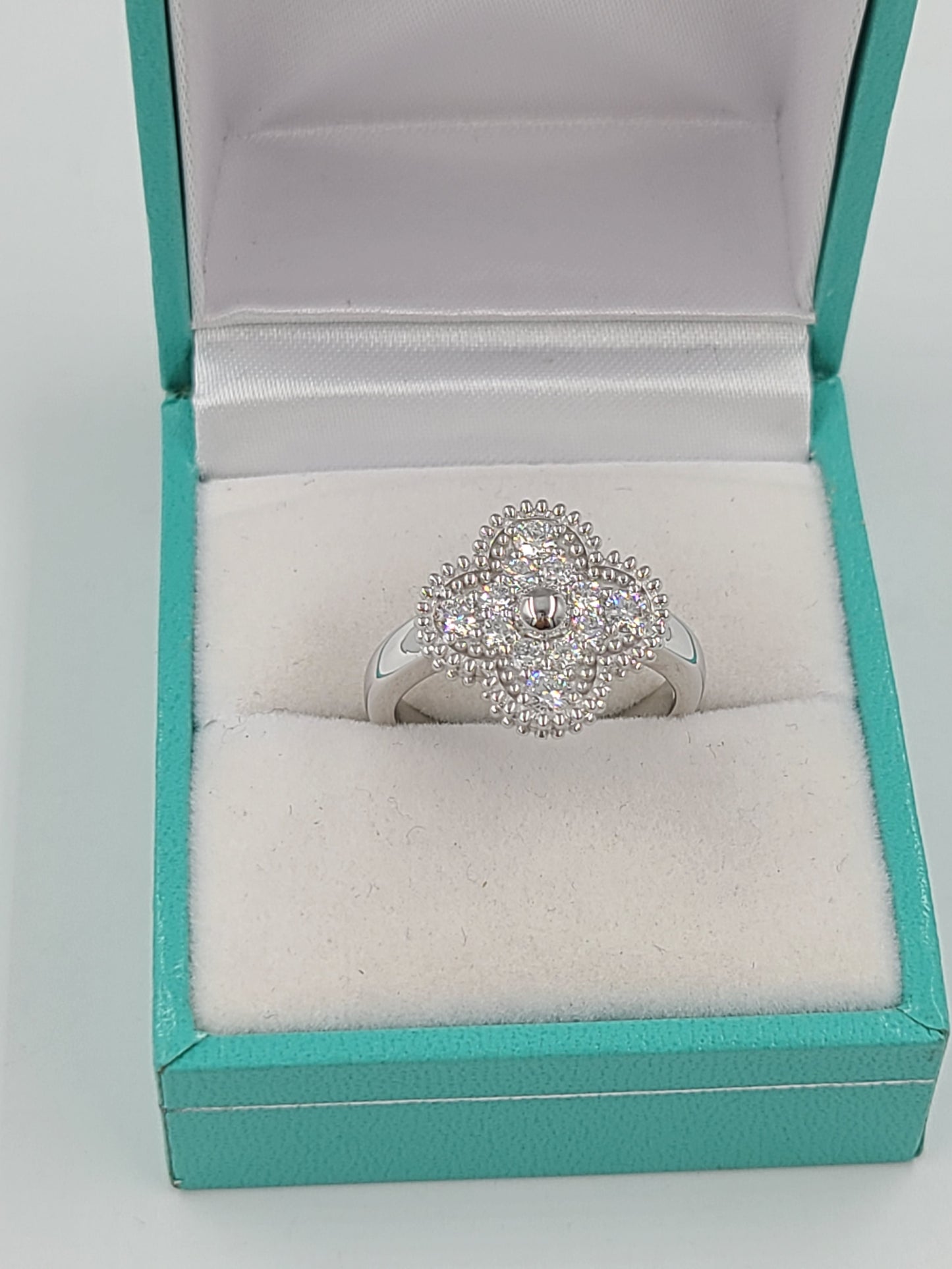 14K and 18K Solid Gold Diamond Clover Ring/ Classic Clover Diamond Ring/ High Quality Natural Diamond Ring/ Gift for Her