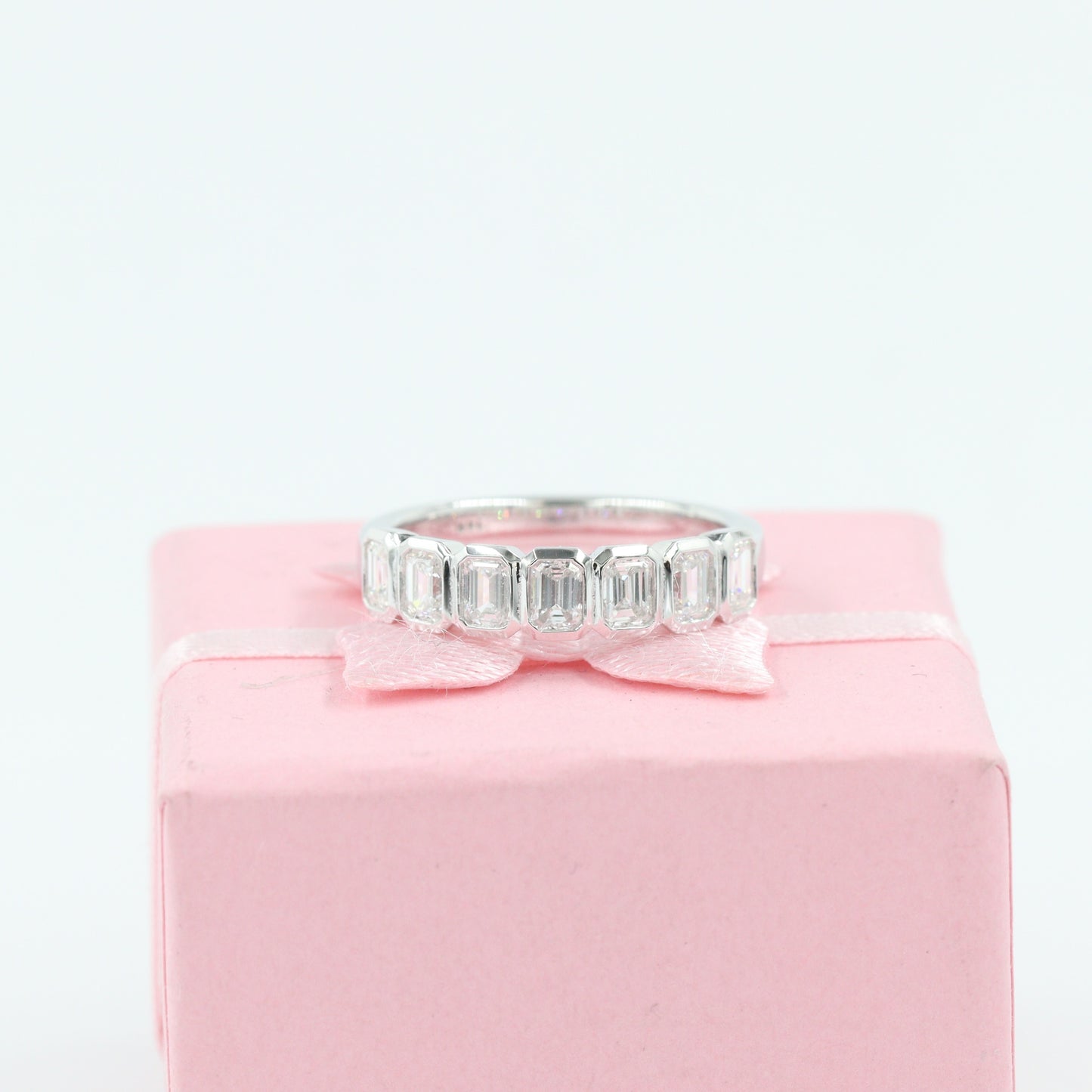 1ct Emerald Cut Diamond Bezel set Wedding Band/ Bezel Setting Emerald Cut Diamond Band/ Diamond Ring/ Anniversary gift Ring/ Stacking Band
