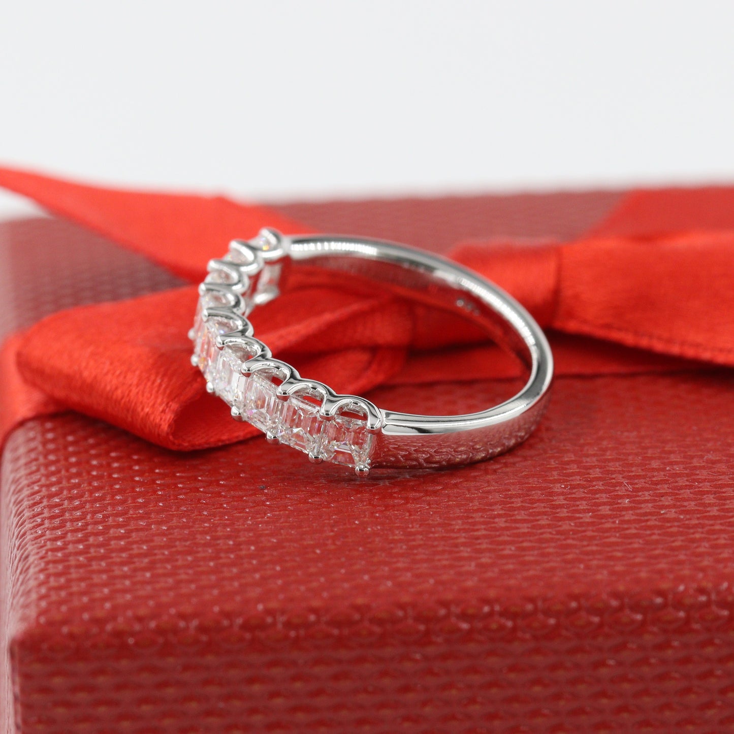 1.3ct Emerald Cut Diamond Band/Half Eternity Emerald Cut Diamond U-shape Wedding Ring/14K,18K gold Platinum Stackable Natural Diamond Band