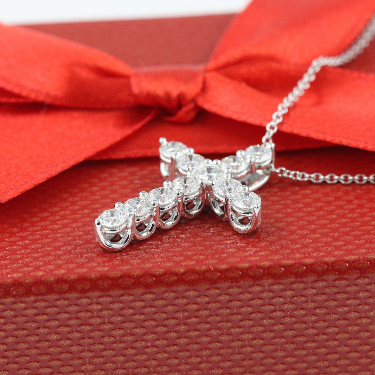 1.5ct Round Natural Diamond Cross Necklace/Luxury Cross Pendant/14K,18K Gold Cross Necklace/Adjustable Length/Gift for Her/Anniversary Gift