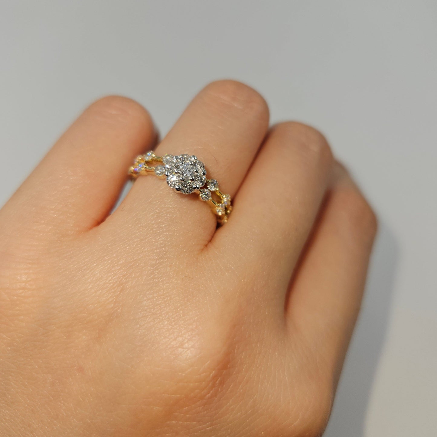 Unique Diamond Engagement Ring/ 7mm Diamond Flower Ring/ Natural Diamond Anniversary Ring/ Anniversary Ring/ Girt for her