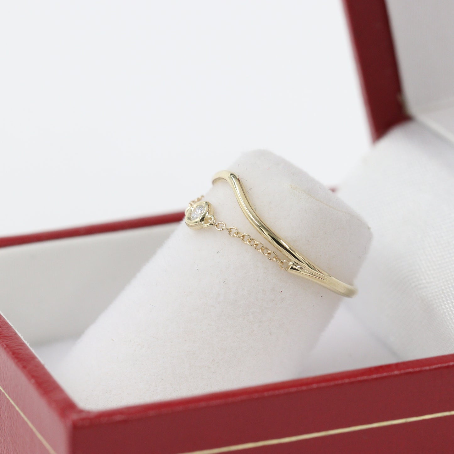 Bezel Set .02ct Diamond Stackable Chain Ring/Single Diamond Wedding Ring/ Dainty Ring/ Simple Ring/ Gift for her