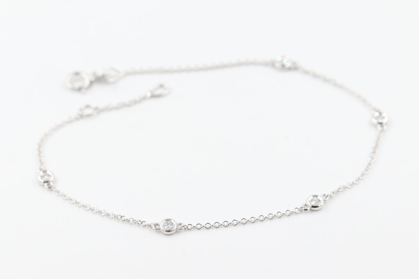 Five Natural Diamond Bracelet/Minimalist Bracelet/14K gold Natural Diamond Bracelet/Bezel Set 5 Diamonds Bracelet/Anniversary gift
