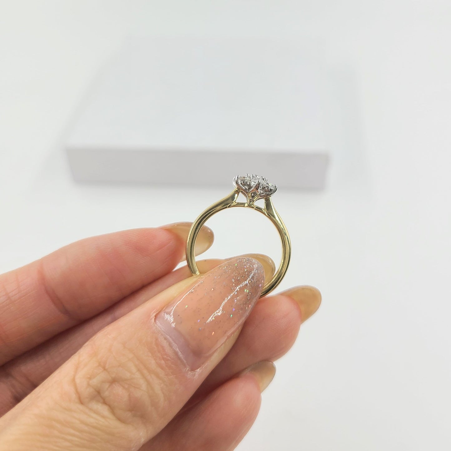 Flower engagement Diamond Ring / Natural Diamond Anniversary Ring/ flower ring/ Unique Engagement Ring / Anniversary Ring / Girt for her