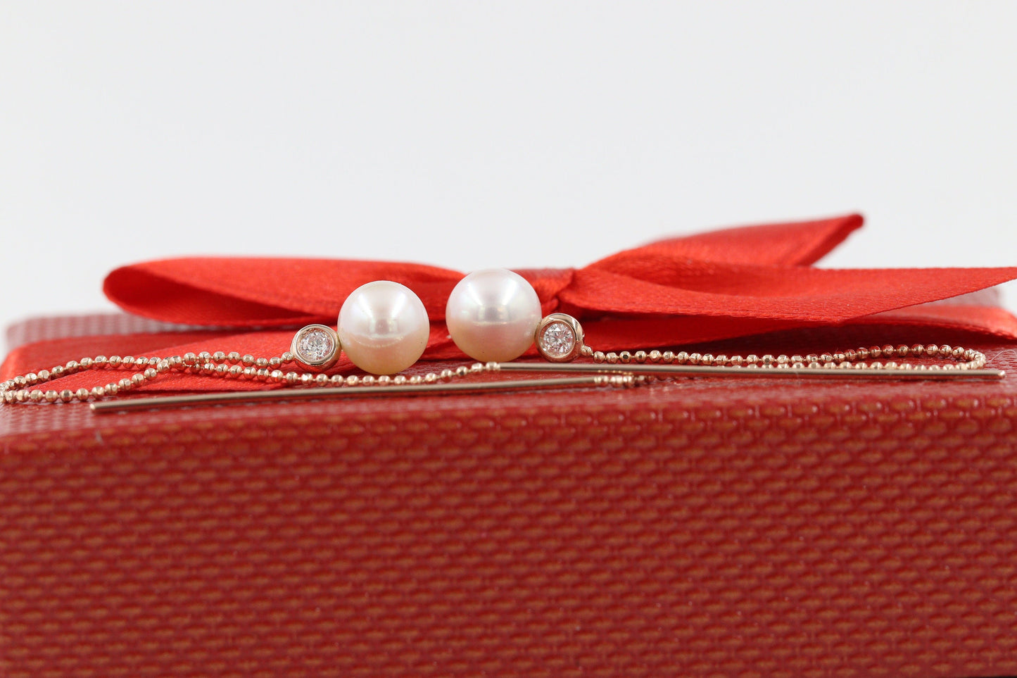 Pearl Diamond Dangle Earrings/14K Gold Pearl Diamond Dangle Earring/Unique Minimalist Drop Earrings/Gift for her/anniversary gift