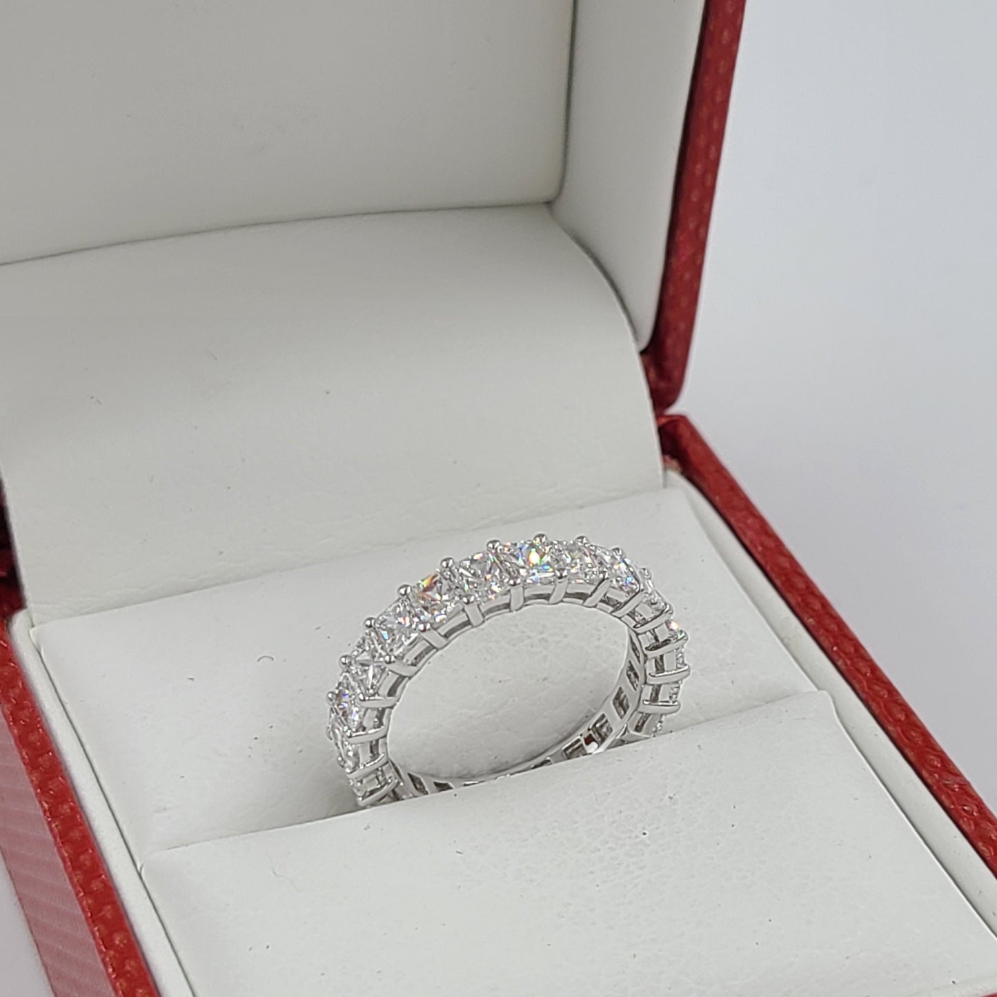 Radiant Cut 3.6ct Wedding Band/Full Eternity Wedding Ring/Natural White Diamond/Stackable 23stones Radiant Cut Diamond Width 4.1mm Ring