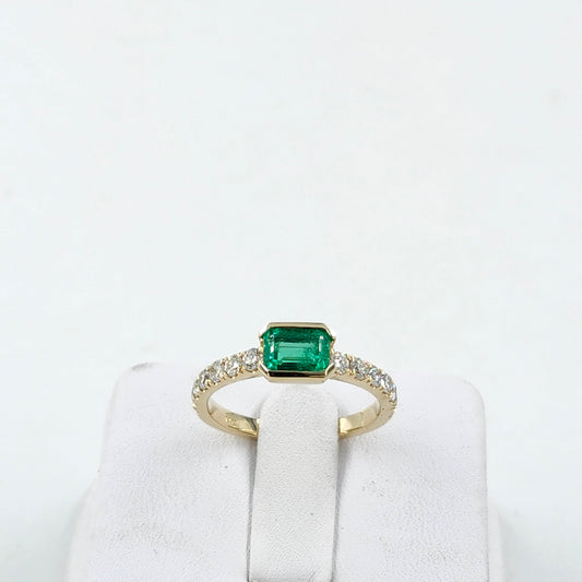 Natural Emerald Ring with Natural Diamonds/0.85ct Emerald Engagement Ring /May Birthstone Ring/Green Emerald Engagement Ring /Gift for her