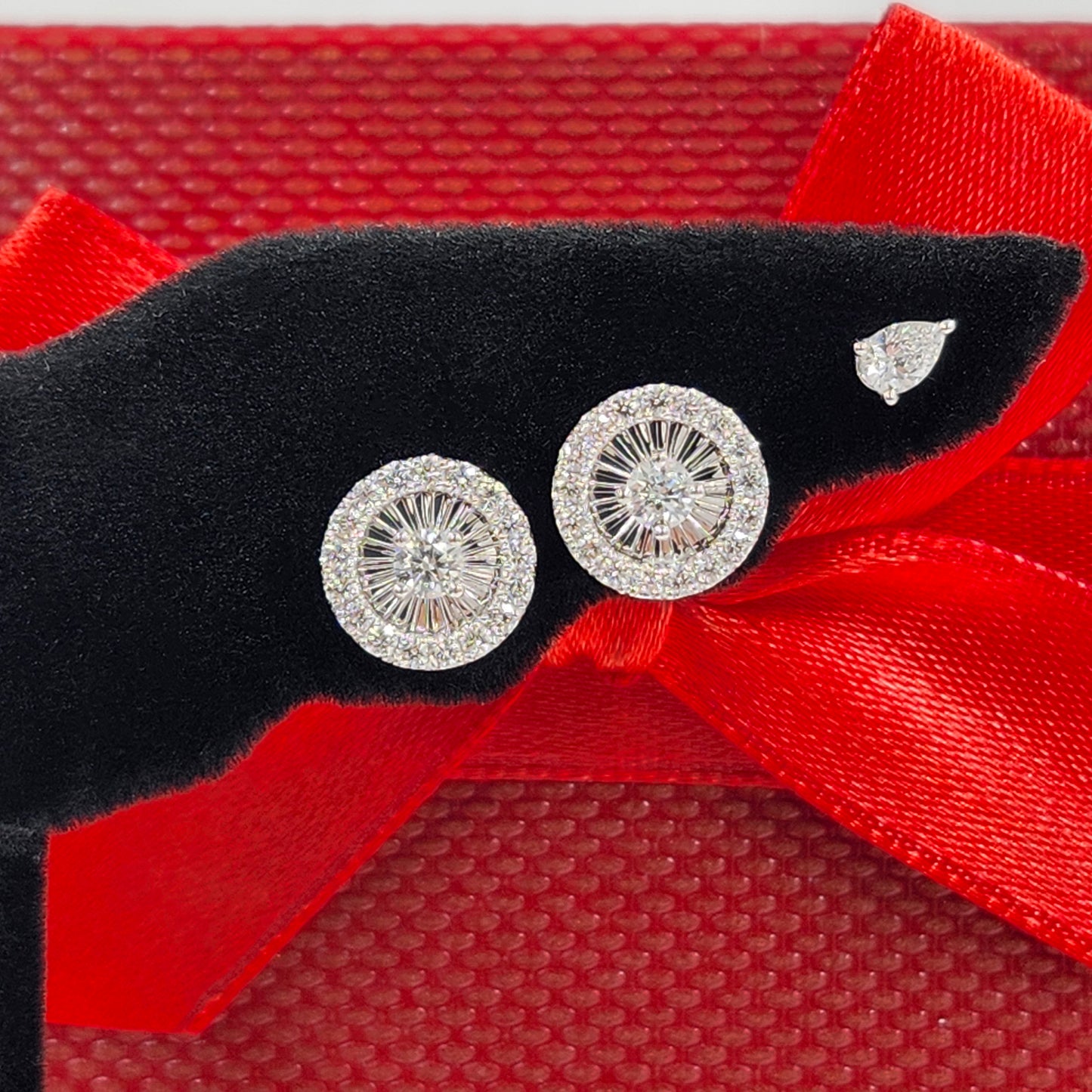 18K Gold Natural Diamond Stud Earrings: 14K gold Handmade Dainty Stud Earring - Anniversary gift