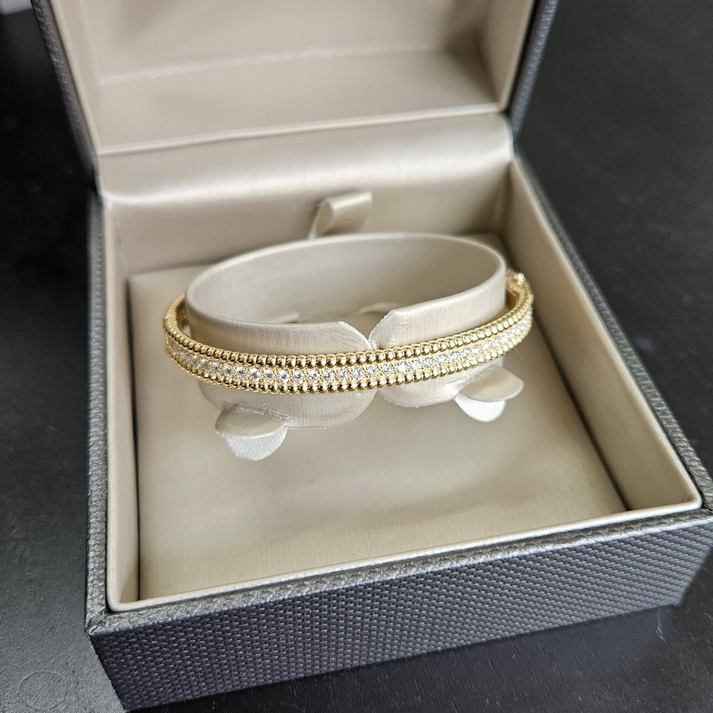 18K gold Diamond 1 Row Full-Eternity Bead Bracelet