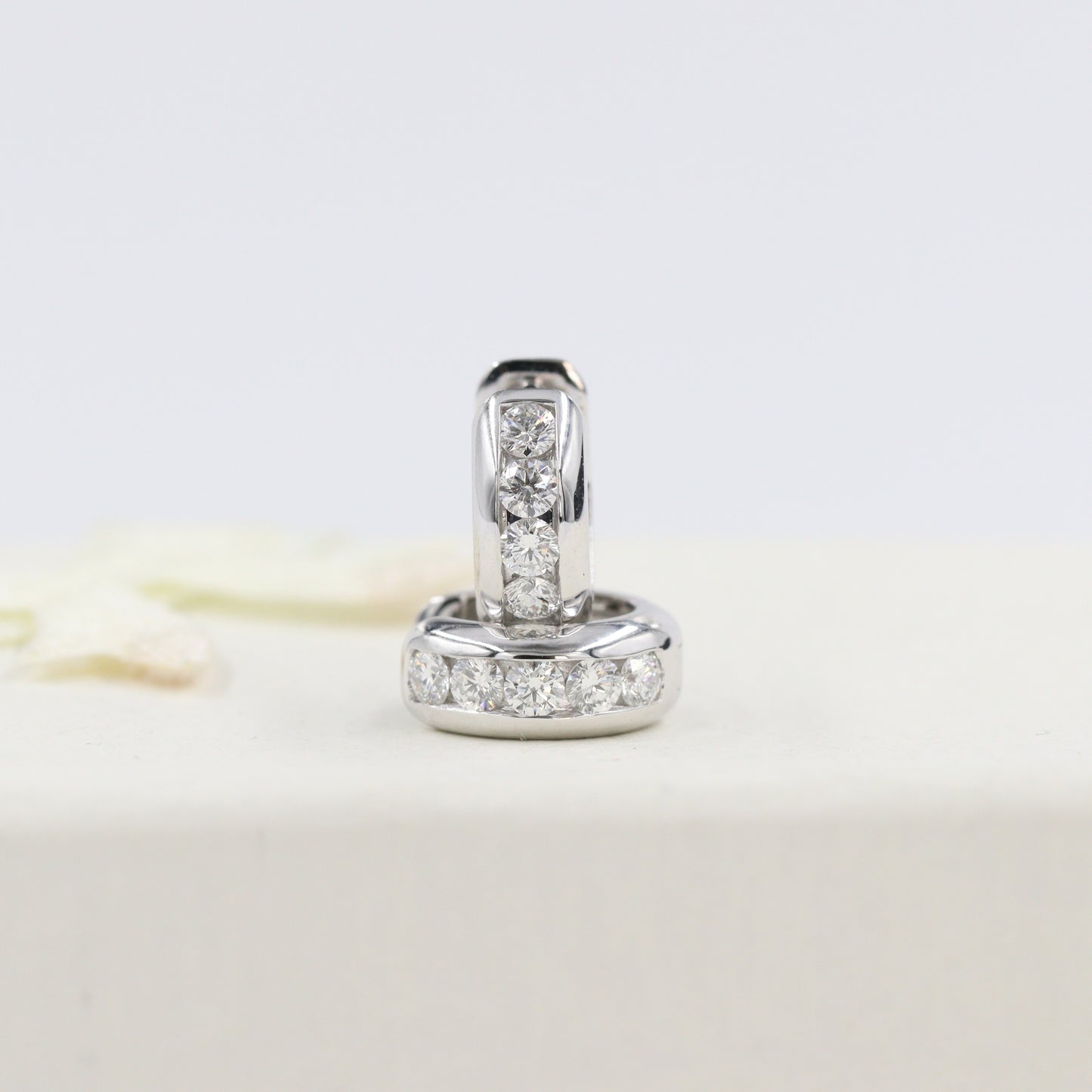 Diameter 11mm 0.5ct Diamond Earrings/4.5mm Width Hoop Earrings/Diamond Huggies / 14k Gold Diamond Huggie Hoops/ Anniversary gift