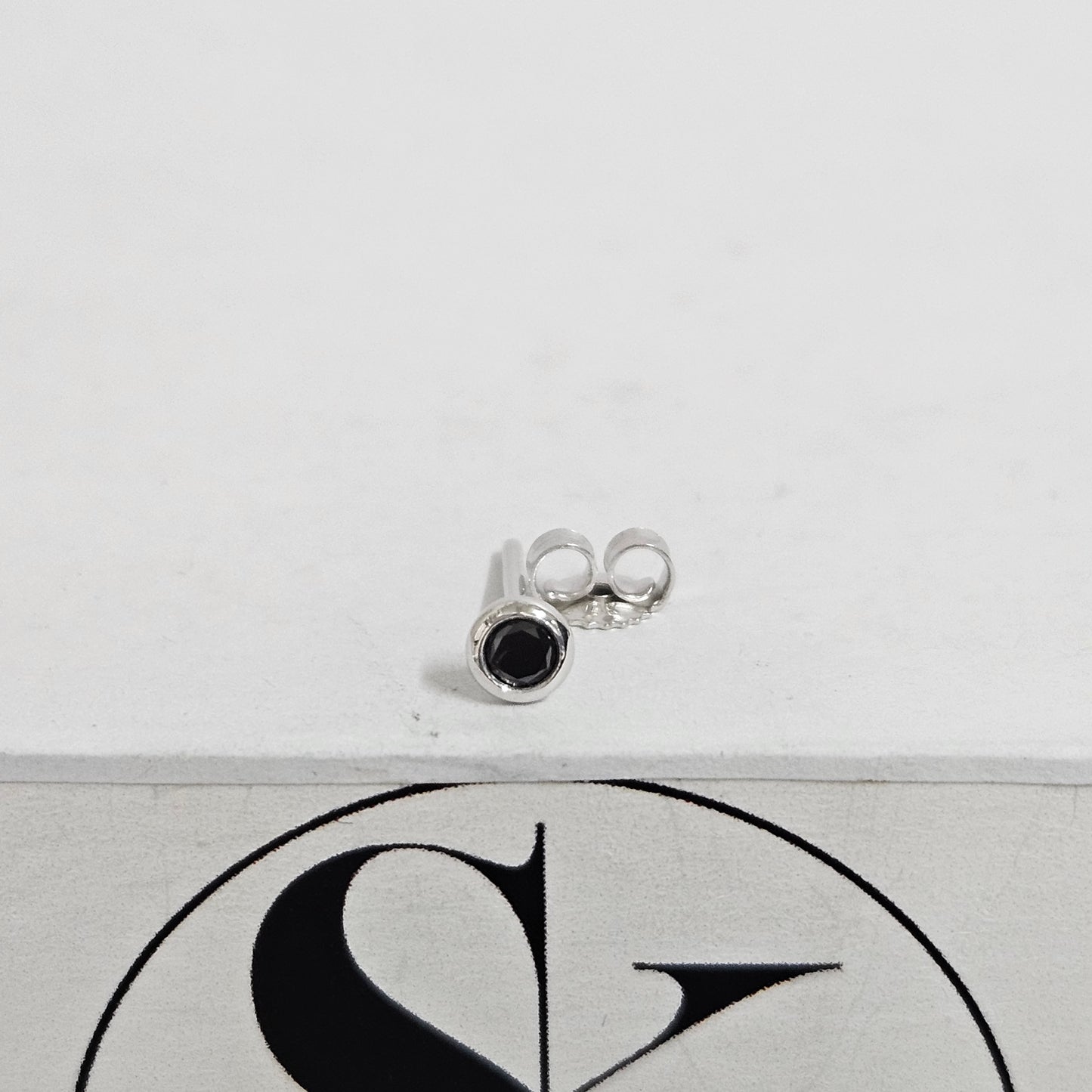 Solitaire Black Diamond Earring/Bezel Set Black Diamond Earring/14K gold Solitaire Stud Earring/Dainty Simple Earring/Anniversary gift