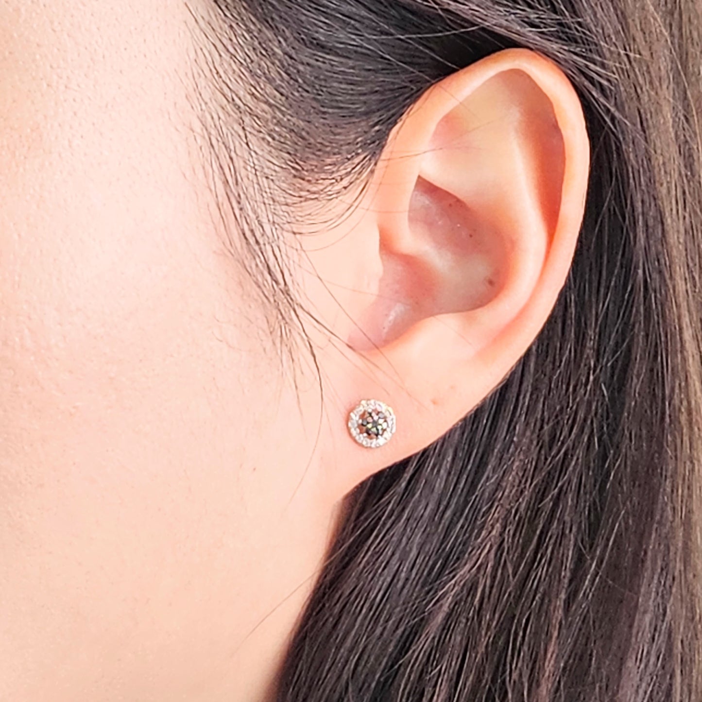 Black & White Diamond Flower Earrings / Natural Diamond Earrings / Stud Flower Earrings / 14k gold Diamond Earrings / Pair / Gifts for Her