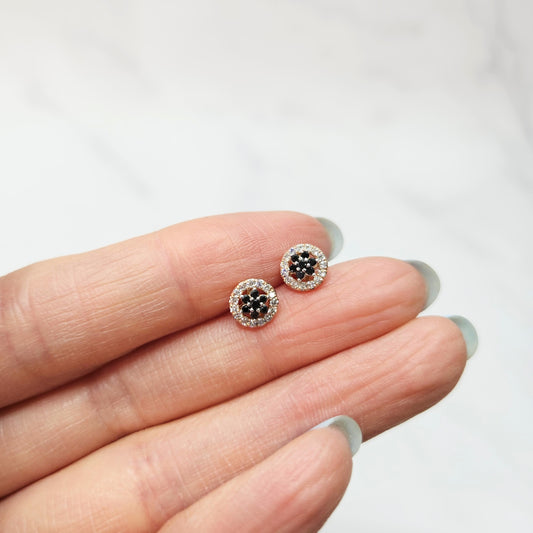 Black & White Diamond Flower Earrings / Natural Diamond Earrings / Stud Flower Earrings / 14k gold Diamond Earrings / Pair / Gifts for Her