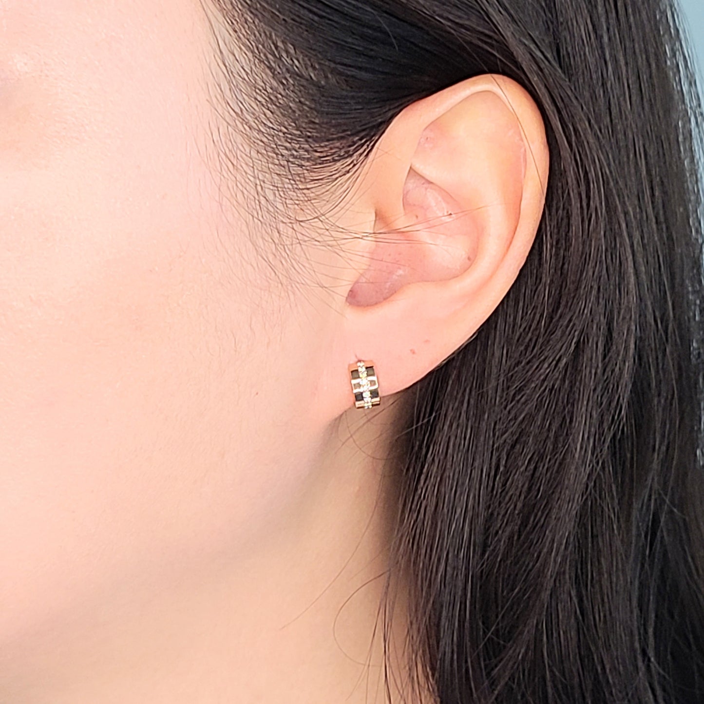 Diameter 9.5mm Diamond Earrings/ 4.5mmWidth Hoop Earrings/Diamond Huggies / 14k Gold Diamond Huggie Hoops/ Cartilage Hoop/Anniversary Gift