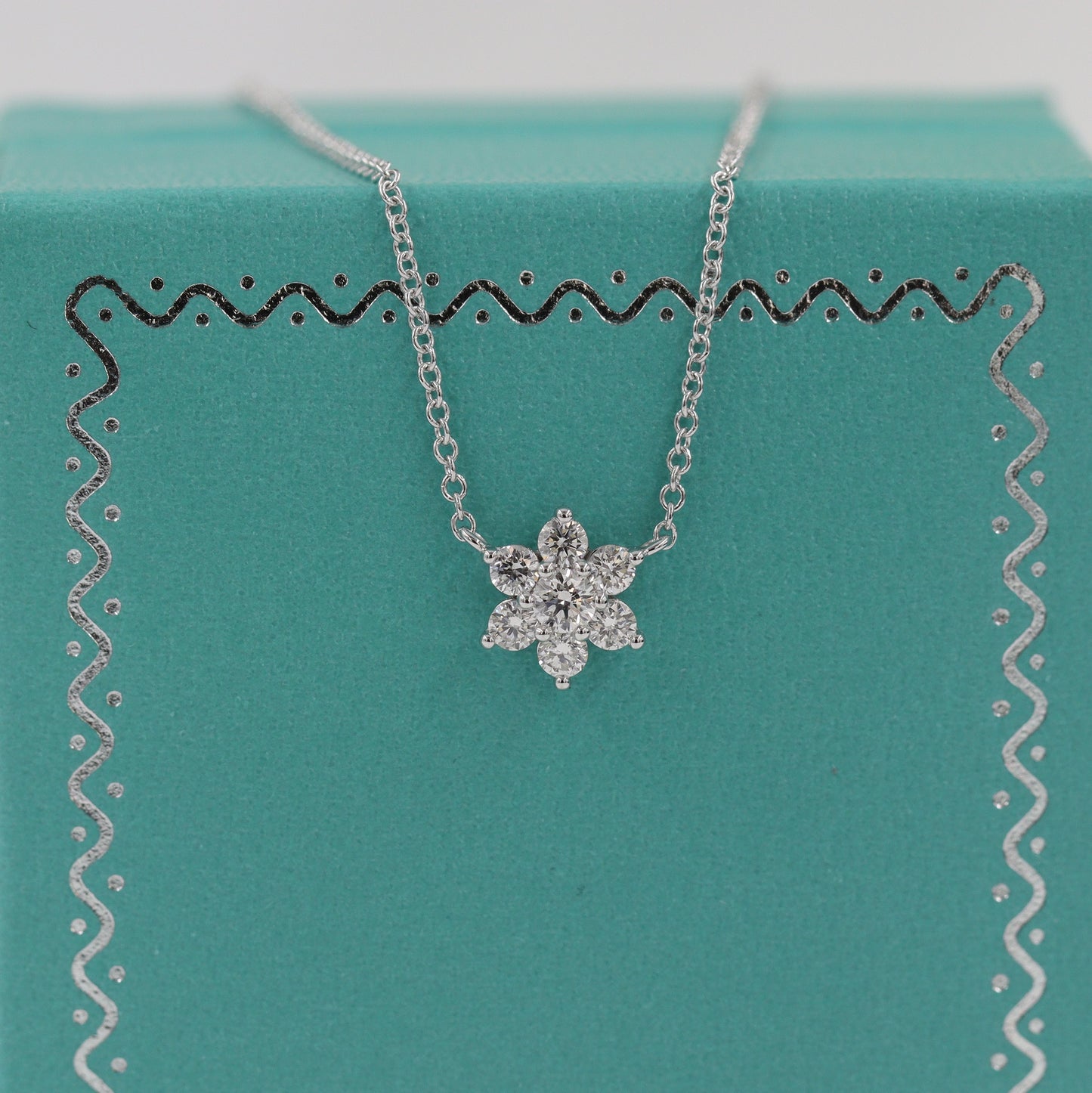 Diamond Necklace/Flower 0.25ct Natural Diamond Pendant /14K Solid Gold Natural Diamond Snowflake Necklace/Anniversary Gift