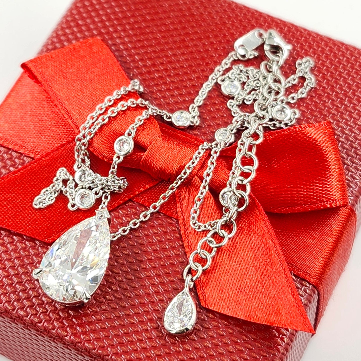 5ct Center Pear Lab Diamond Includes 8 bezel diamond yard station Pendant/5ct IGI Certificate Pear Diamond Platinum Pendant/Anniversary Gift