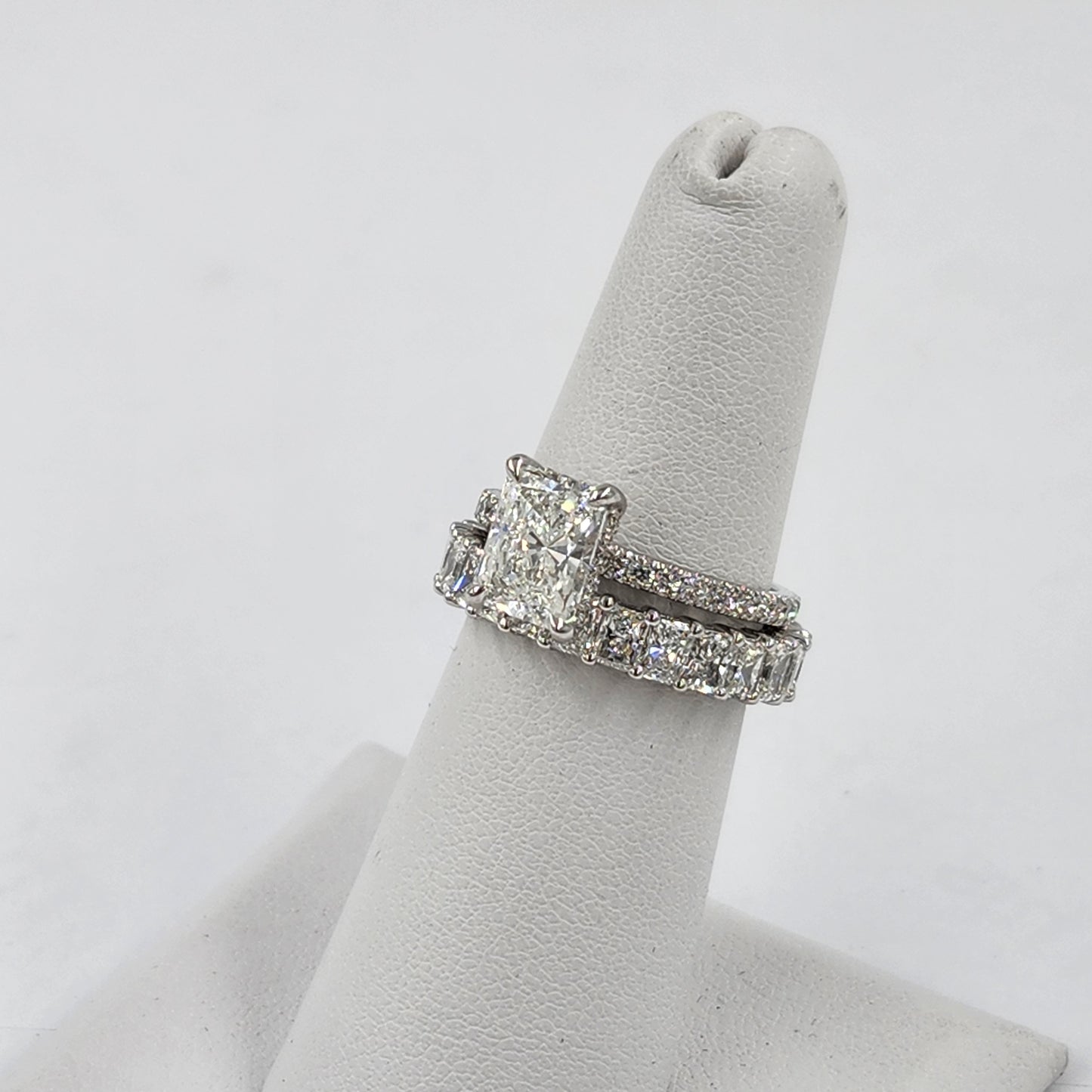 Radiant Cut Natural Diamond Eternity Band - 18K Gold Stackable Wedding Ring