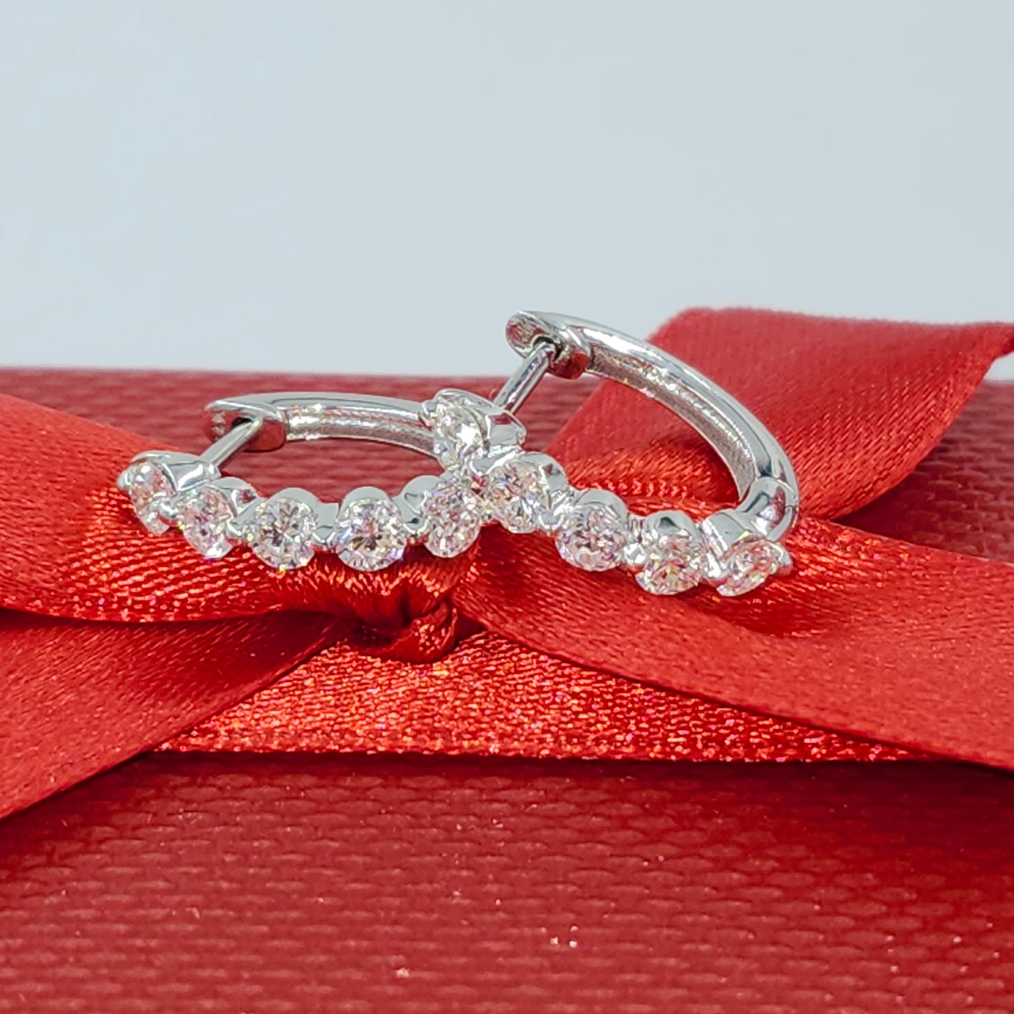 Single Prong Five Natural Diamond Hoop Earrings/14K,18K gold Single Prong 0.88ct Diamond Hoop Earring/ Anniversary gift