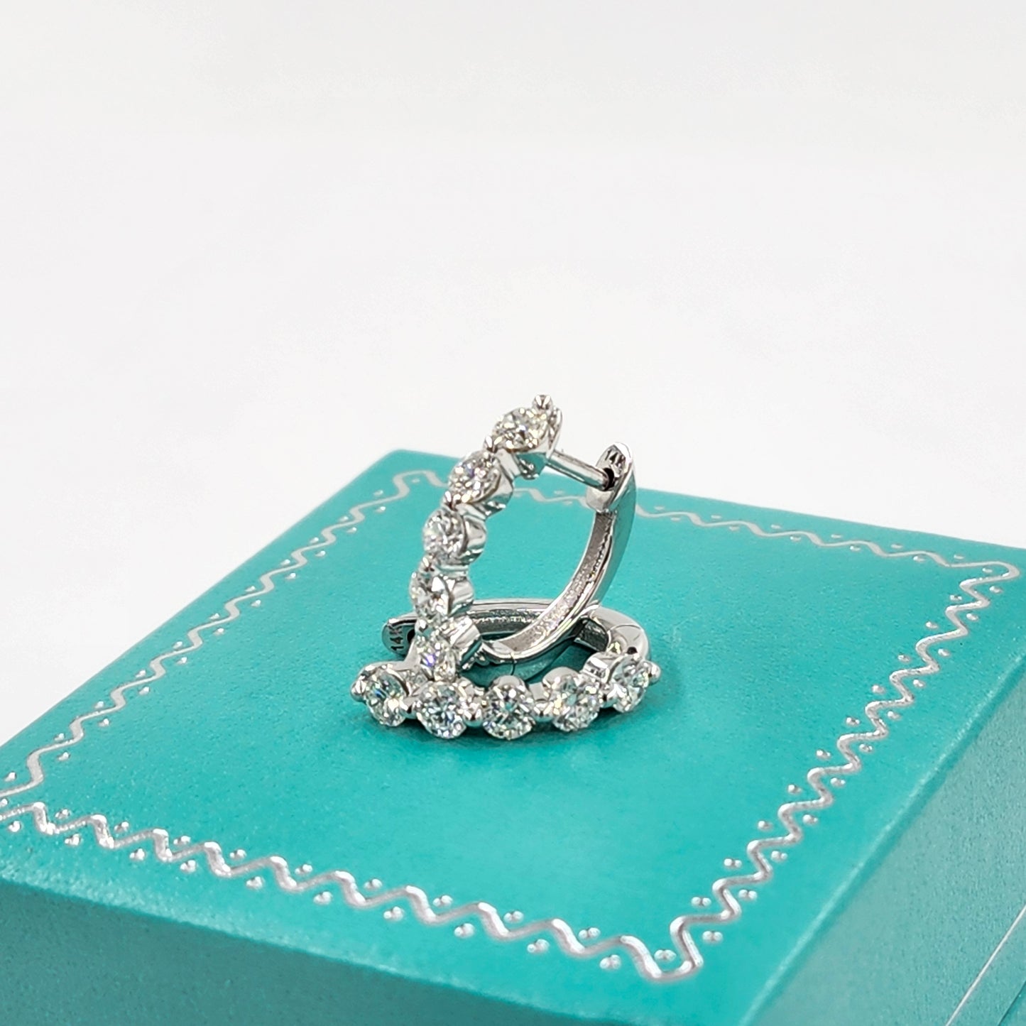 Single Prong Five Natural Diamond Hoop Earrings/14K,18K gold Single Prong Diamond Hoop Earring/ Anniversary gift