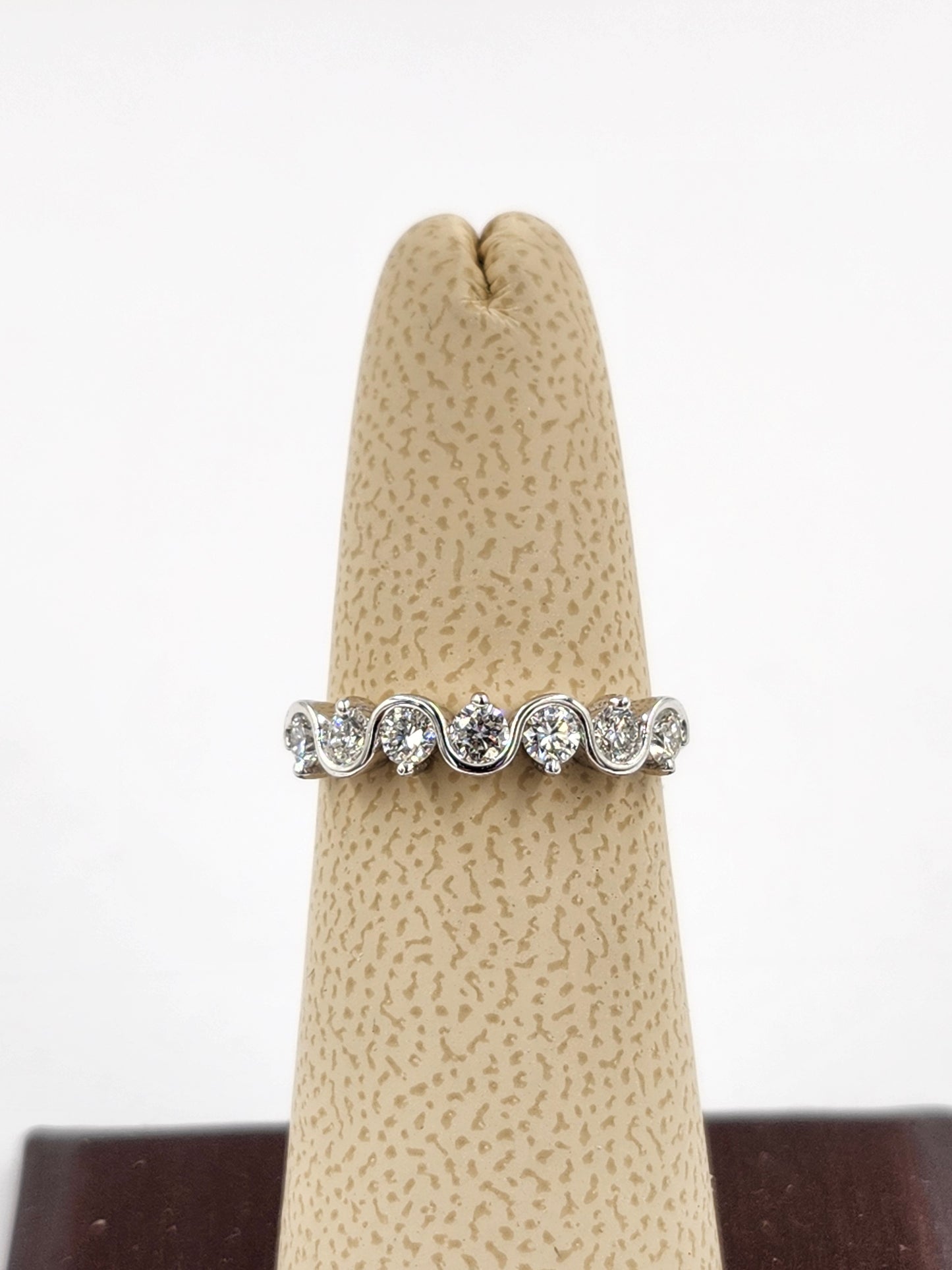 Natural Diamond Ring/Stackable Diamond Ring/Platinum,14K,18K gold Round Diamond wedding Band/Anniversary Gift