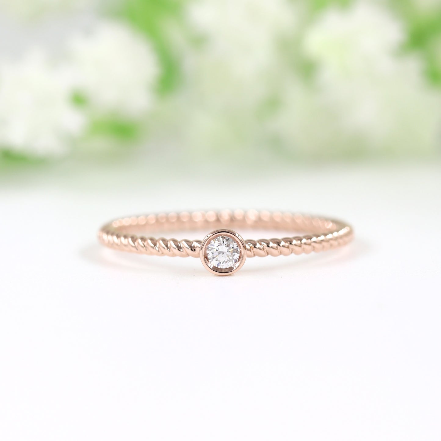 Single .03ct Diamond Wedding Ring/14K Gold Natural Diamond Ring/Simple Engagement Ring / Stackable Round Bezel Band/Twist Dainty Ring/Gift for her