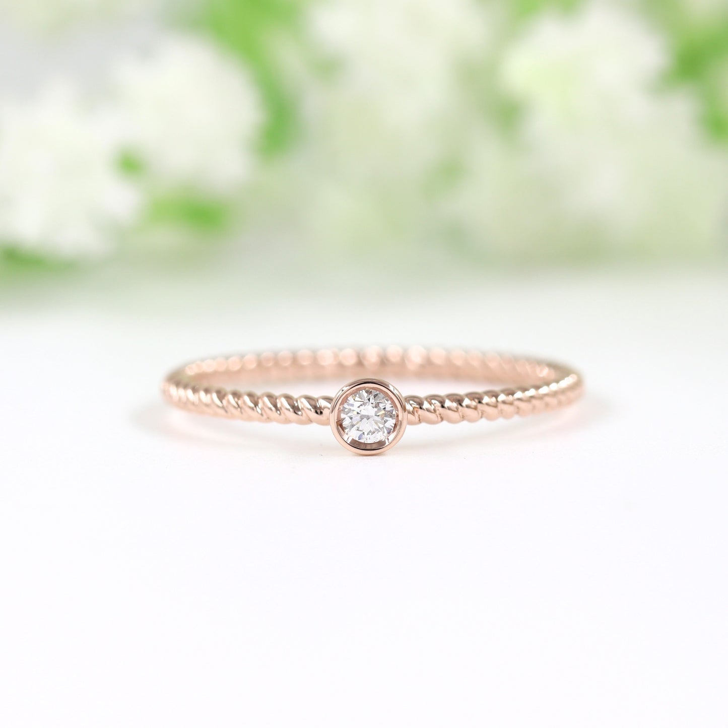 Single .05ct Diamond Wedding Ring/14K Gold Natural Diamond Ring/Simple Engagement Ring / Stackable Round Bezel Band/Twist Dainty Ring/Gift for her