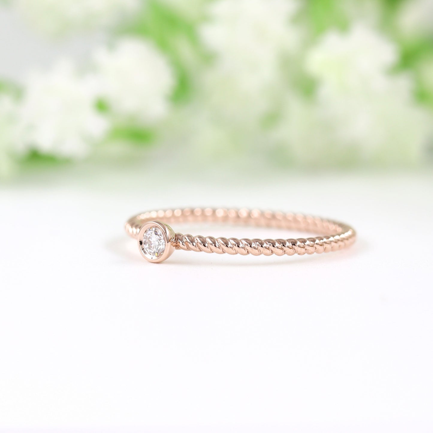 Single .05ct Diamond Wedding Ring/14K Gold Natural Diamond Ring/Simple Engagement Ring / Stackable Round Bezel Band/Twist Dainty Ring/Gift for her