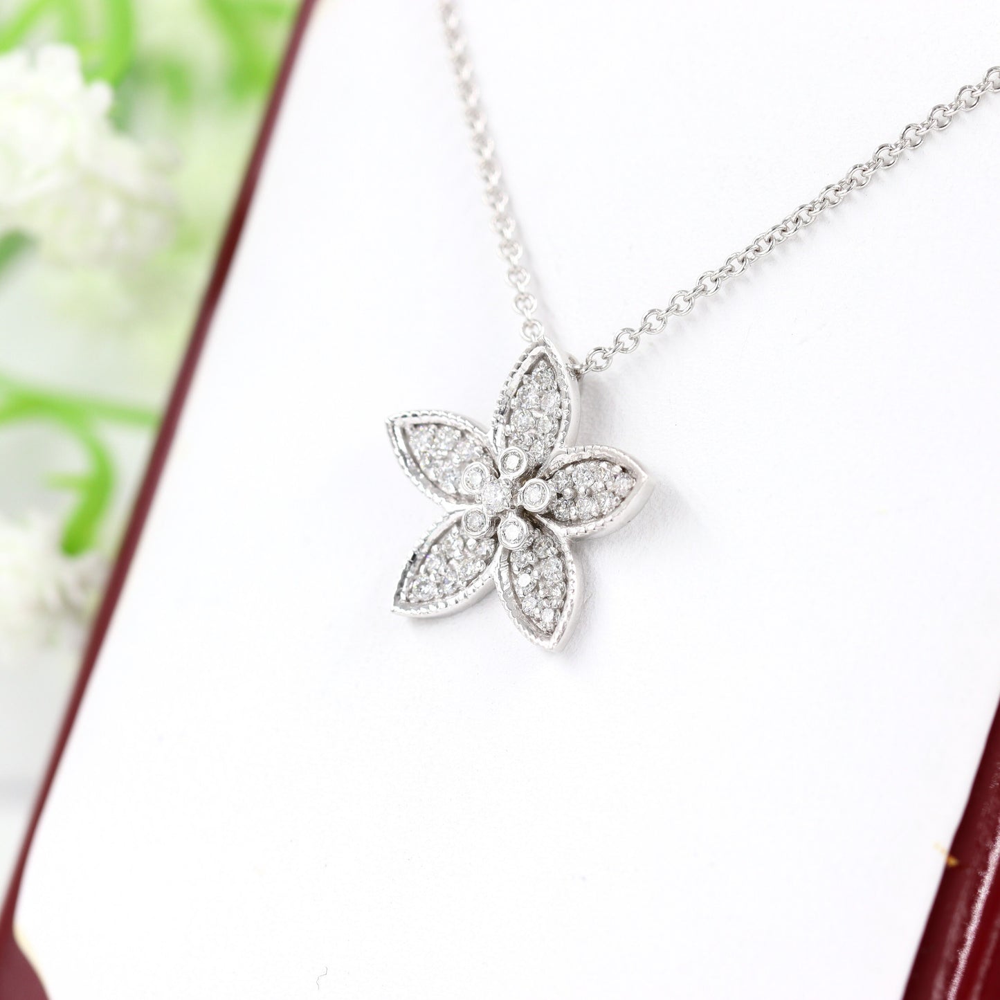 Flower Petal Diamond Charm Necklace / Round Diamond Flower Pendant / 14K Solid Gold Natural Diamond Pendant / Anniversary Gift