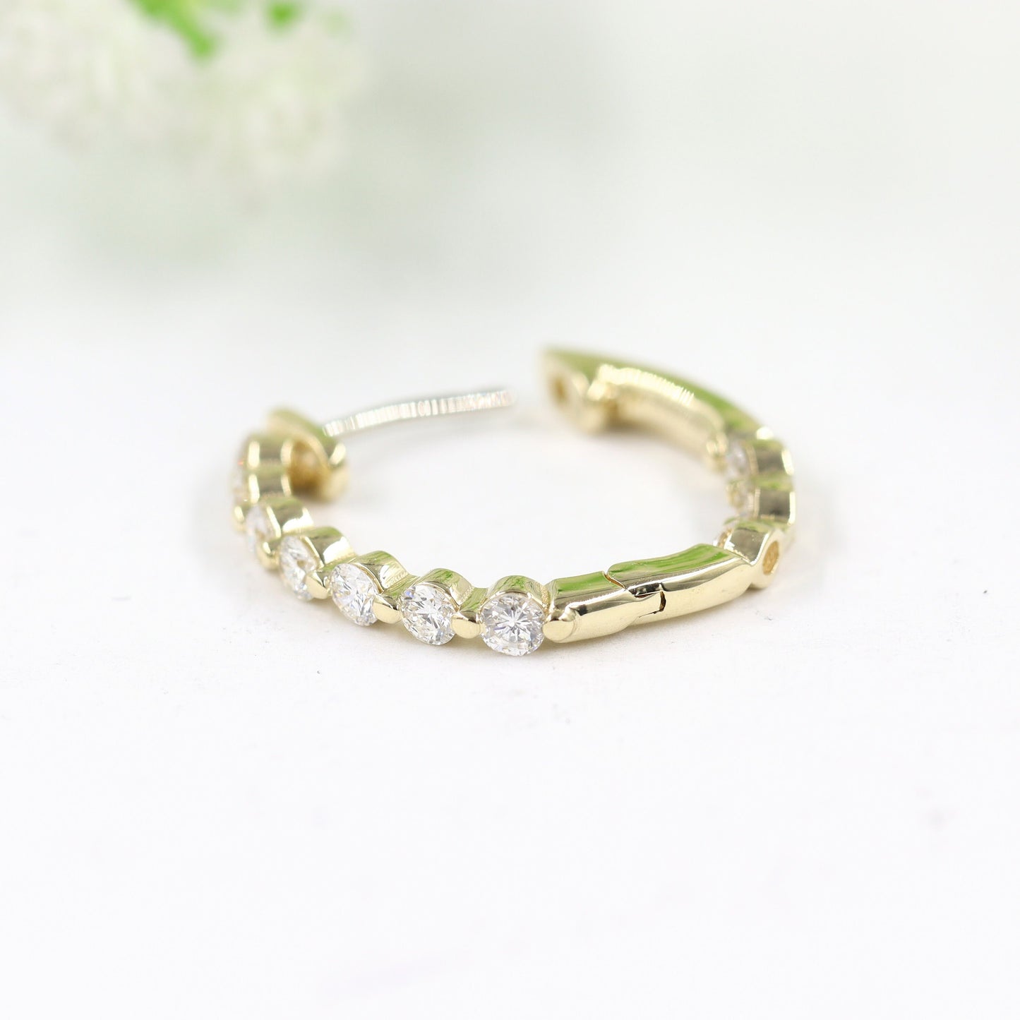 1ct Single prong  Natural Diamond Huggie Earrings/Diamond Hoop Earrings/Diamond Huggie Hoop Earrings/Anniversary gift /Diamond Hoop Earrings