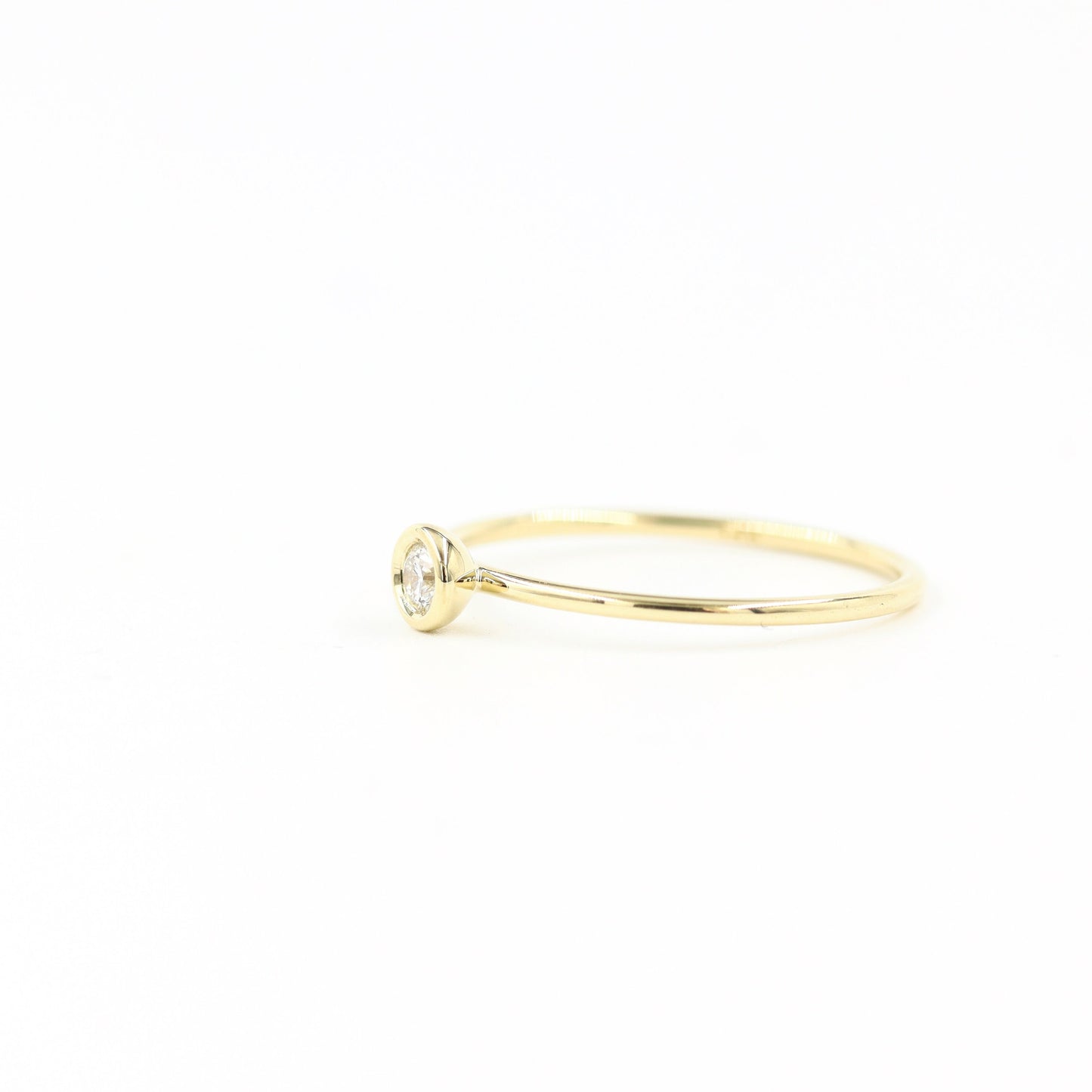 Round.03ct~ .10ct Natural Diamond Bezel Ring  /Stack Diamond Ring / Single Diamond  Ring/ Round Bezel Dainty Ring /  Anniversary Gift
