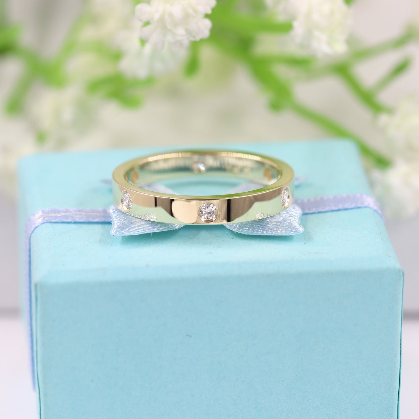14K Gold Flat Natural Diamond 3mm Wedding Band: Six Diamonds Band - Anniversary Ring