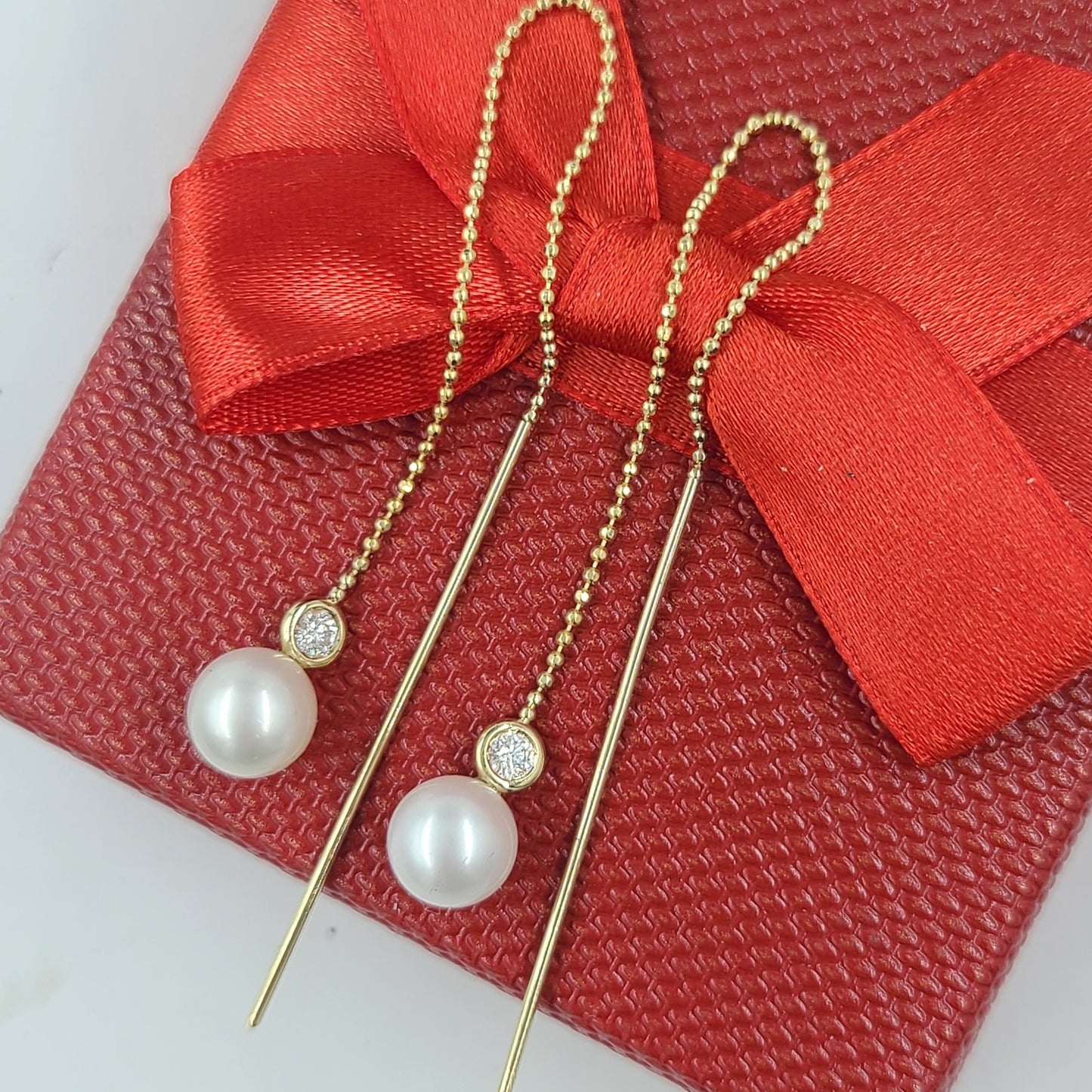 14K Gold Pearl Natural Diamond Dangle Earrings: Minimalist Drop Earring