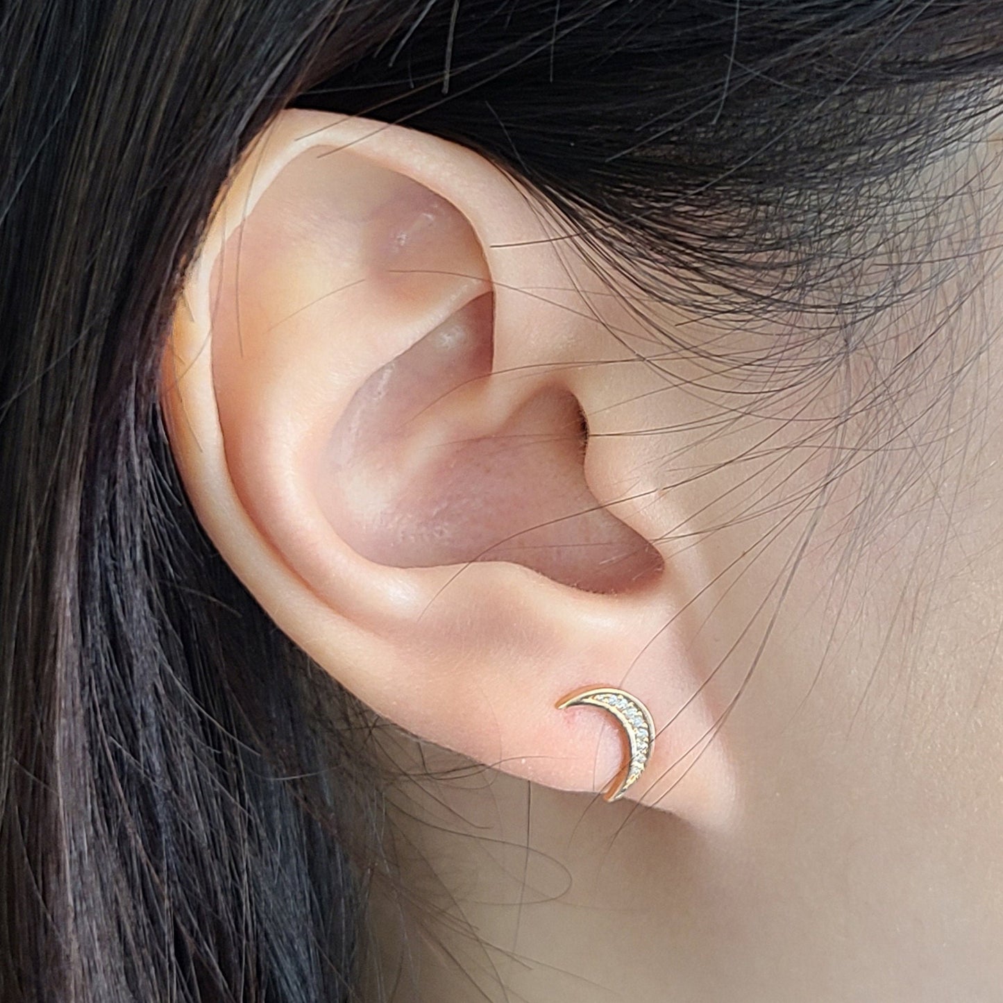 14k Gold Natural Diamond Crescent Moon Stud Earrings: Dainty Celestial Jewelry