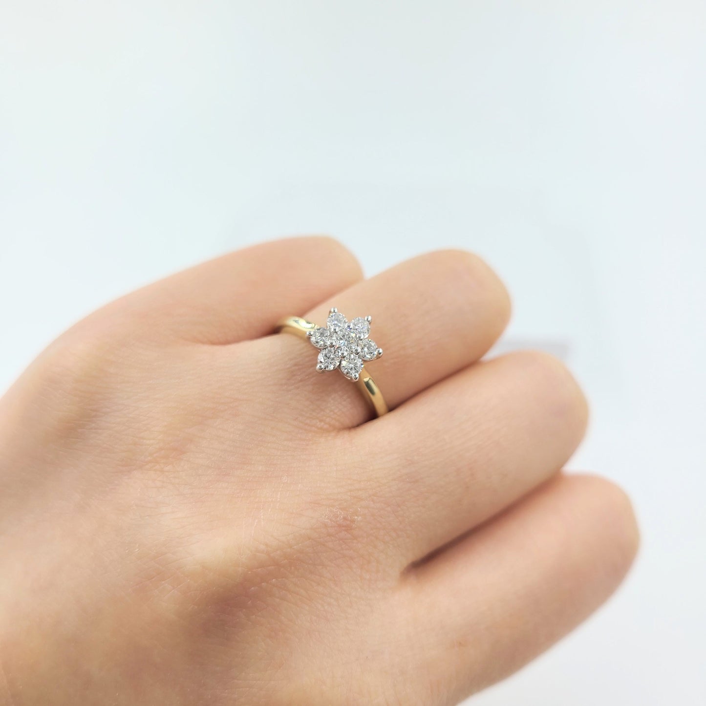 Flower Engagement Natural Diamond Ring /  Diamond Anniversary Ring/ flower ring/ Unique Engagement Ring / Anniversary Ring