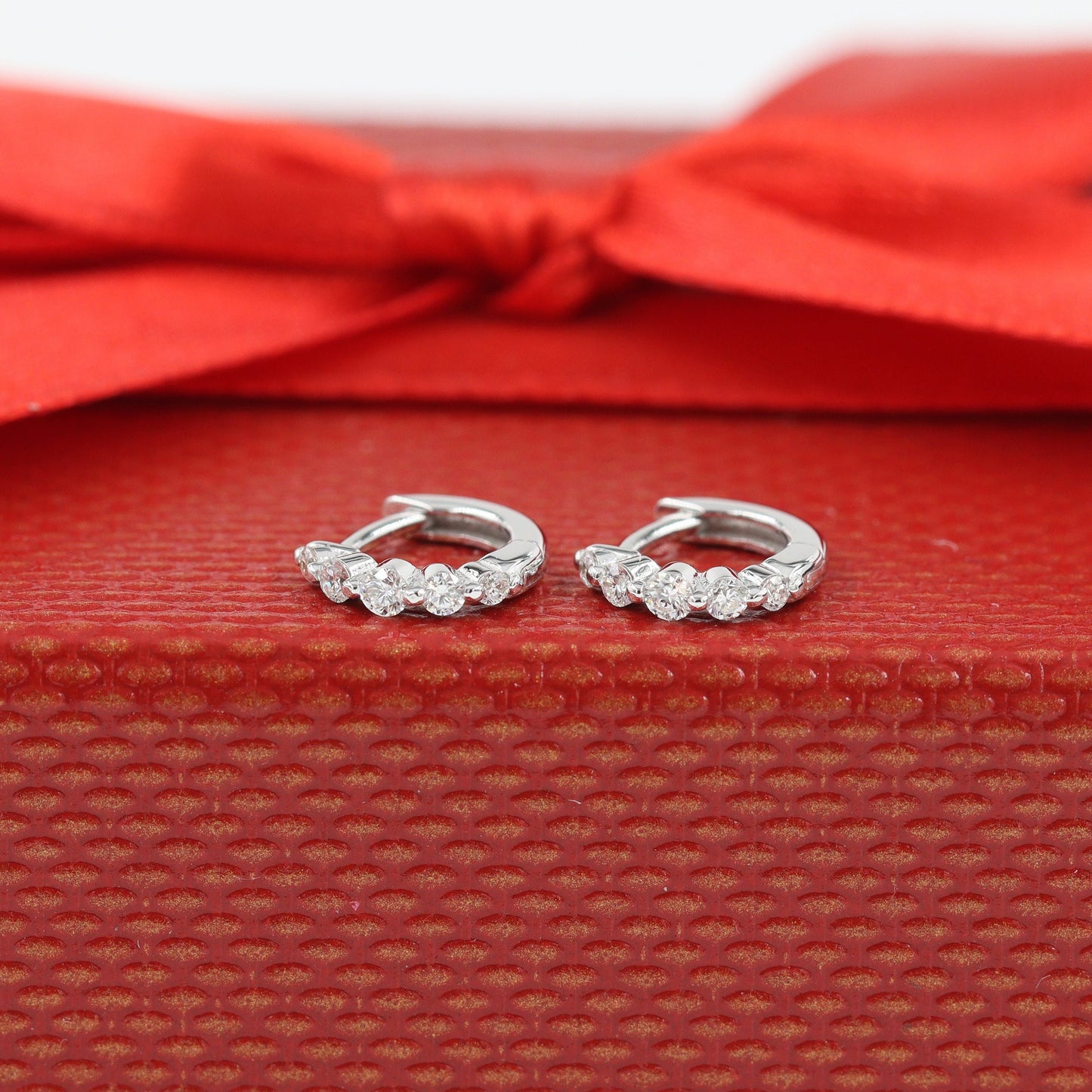 14K Gold Natural Diamond small Hoop Earring: Single Prong Cartilage Earring