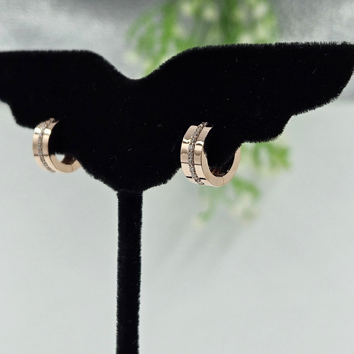 Diameter 11mm Natural Diamond Hoop Earrings/4.5mm Width Hoop Earrings/Diamond Huggies/14k,18K  Gold Diamond Huggie Hoops/Anniversary gift
