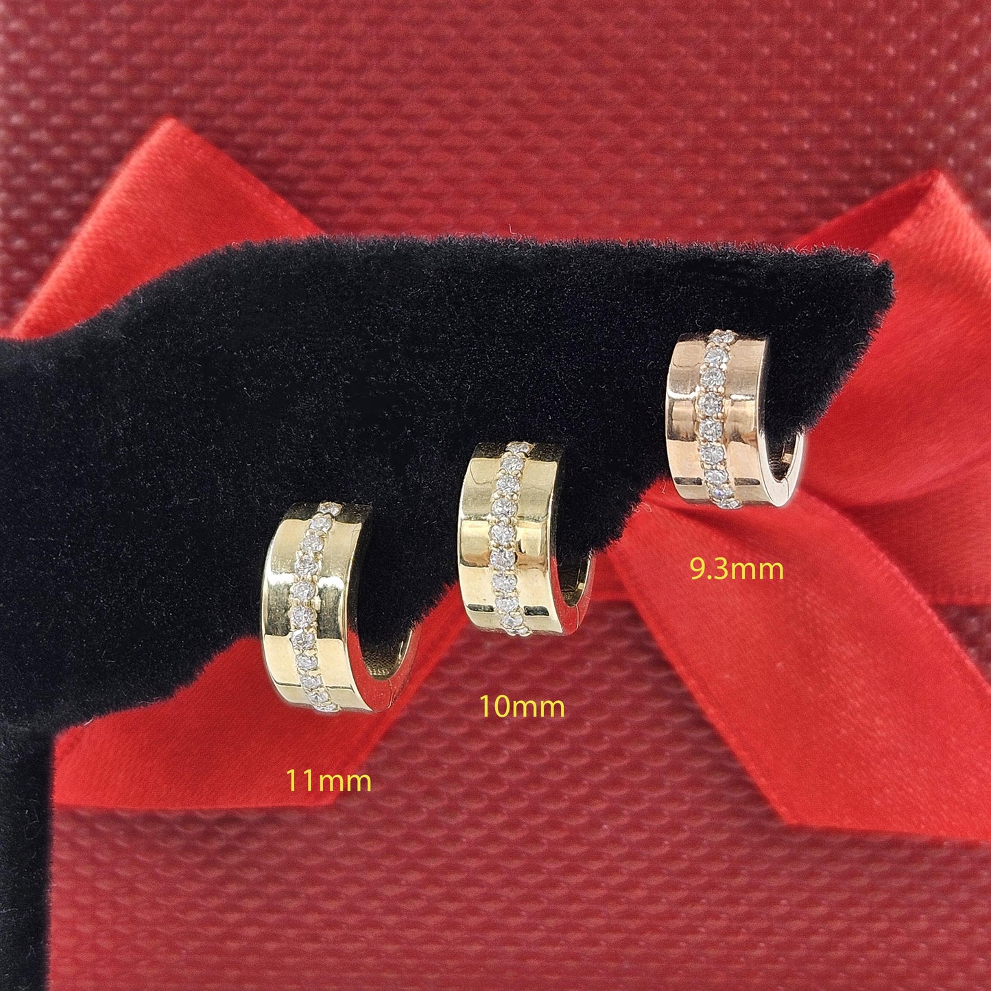 Diameter 11mm Natural Diamond Hoop Earrings/4.5mm Width Hoop Earrings/Diamond Huggies/14k,18K  Gold Diamond Huggie Hoops/Anniversary gift