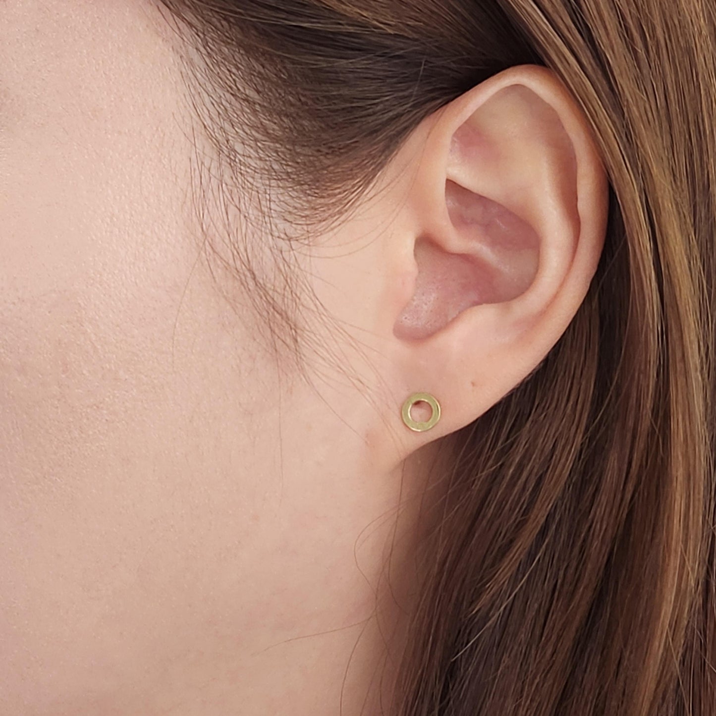Gold Open Circle Earrings/14K,18K  gold Stud Single or Pair Earring/ Gifts for her/ Anniversary gift