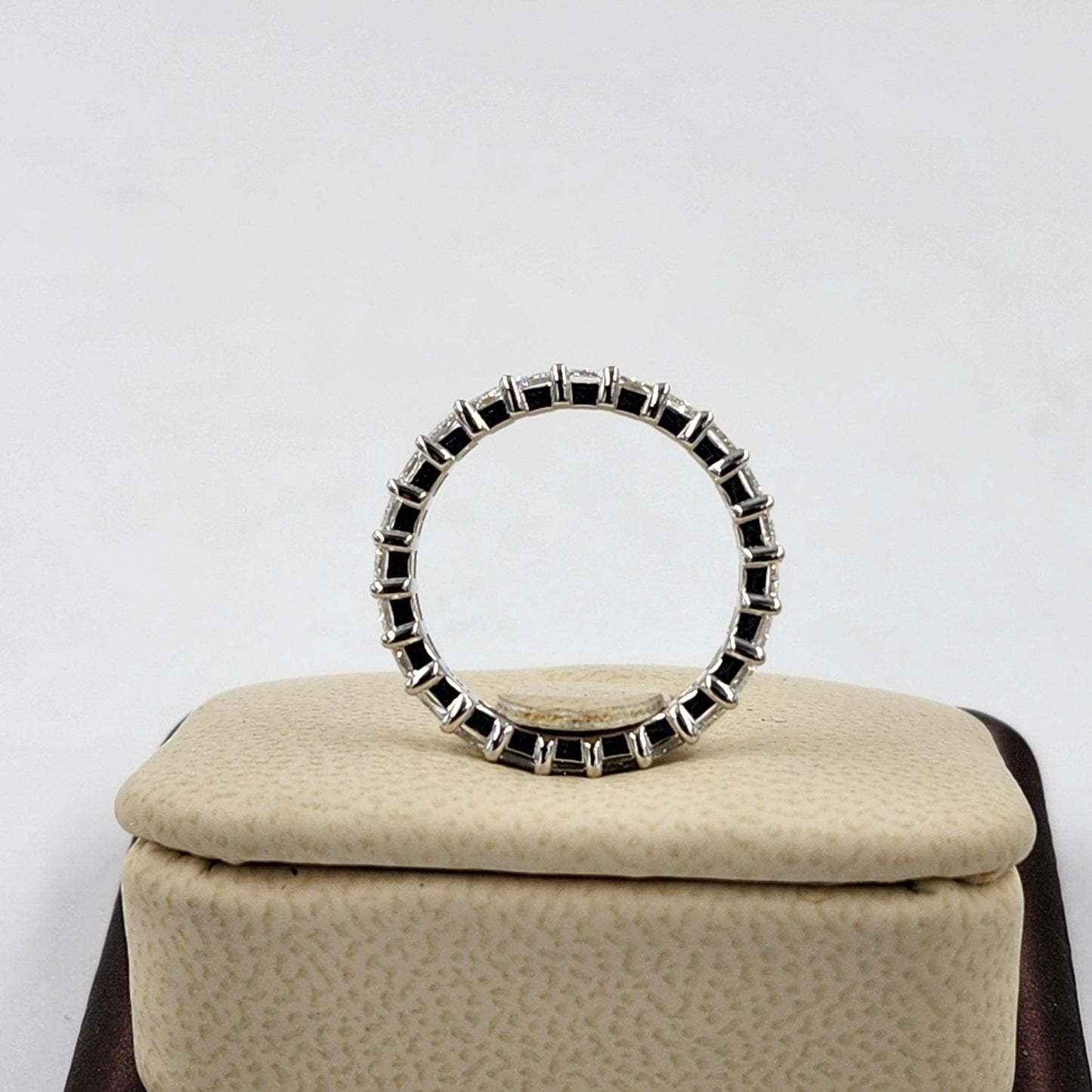 Radiant Cut Diamond Eternity Band – 18K Gold Stackable Wedding Ring