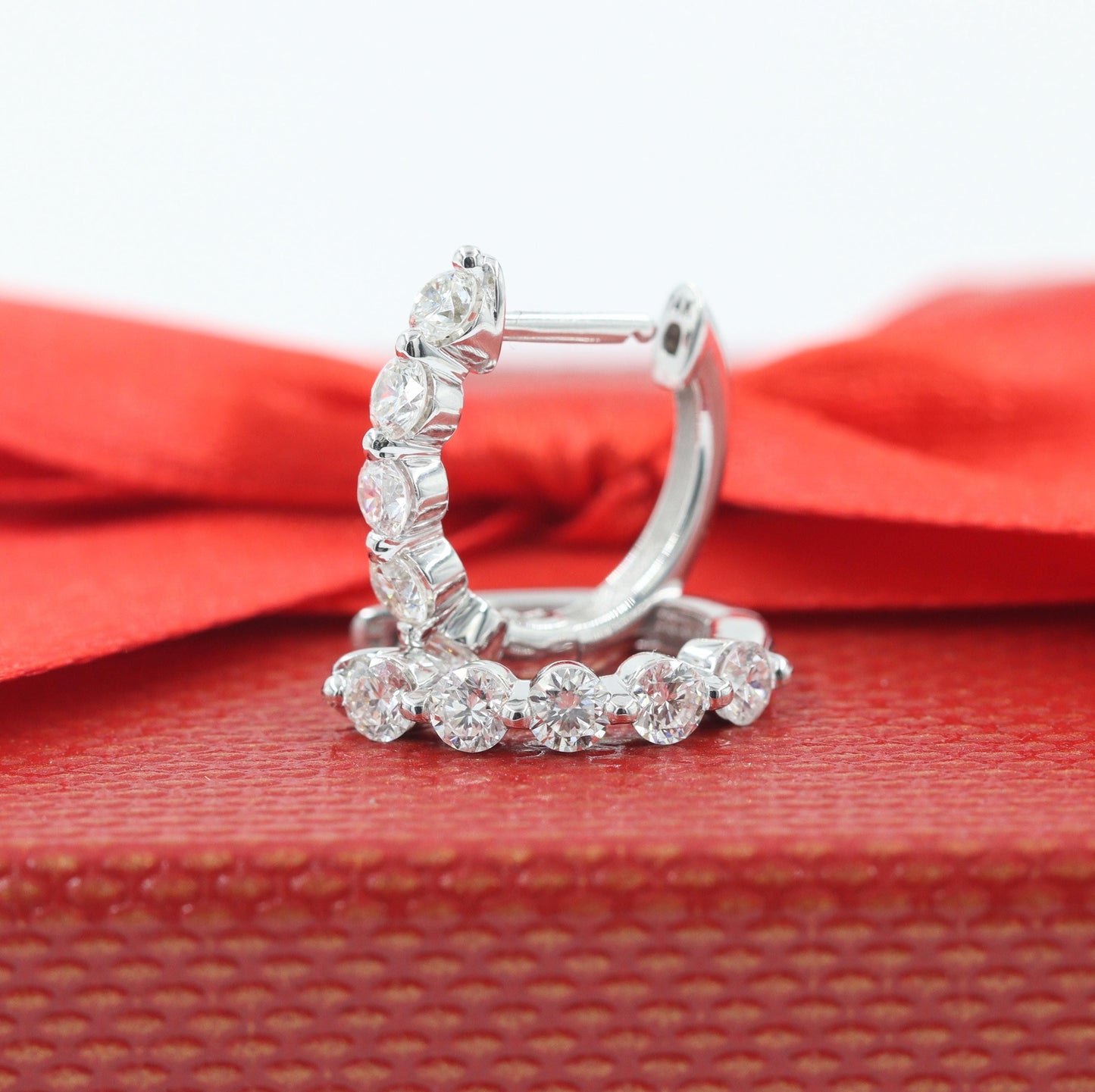 Single Prong Five Natural Diamond Hoop Earrings / 14K,18K gold Single Prong 0.88ct Diamond Hoop Earring / Anniversary gift