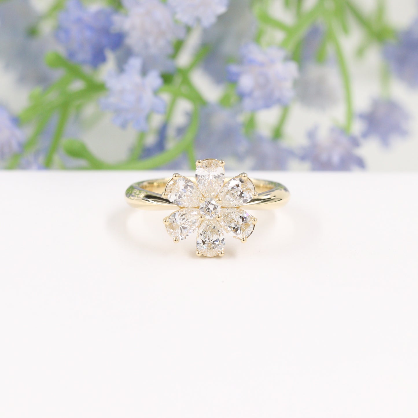 18K Gold Flower 1CT Diamond Anniversary Ring/Pear Shape Diamond flower Ring/ Diamond flower Ring/Anniversary Ring