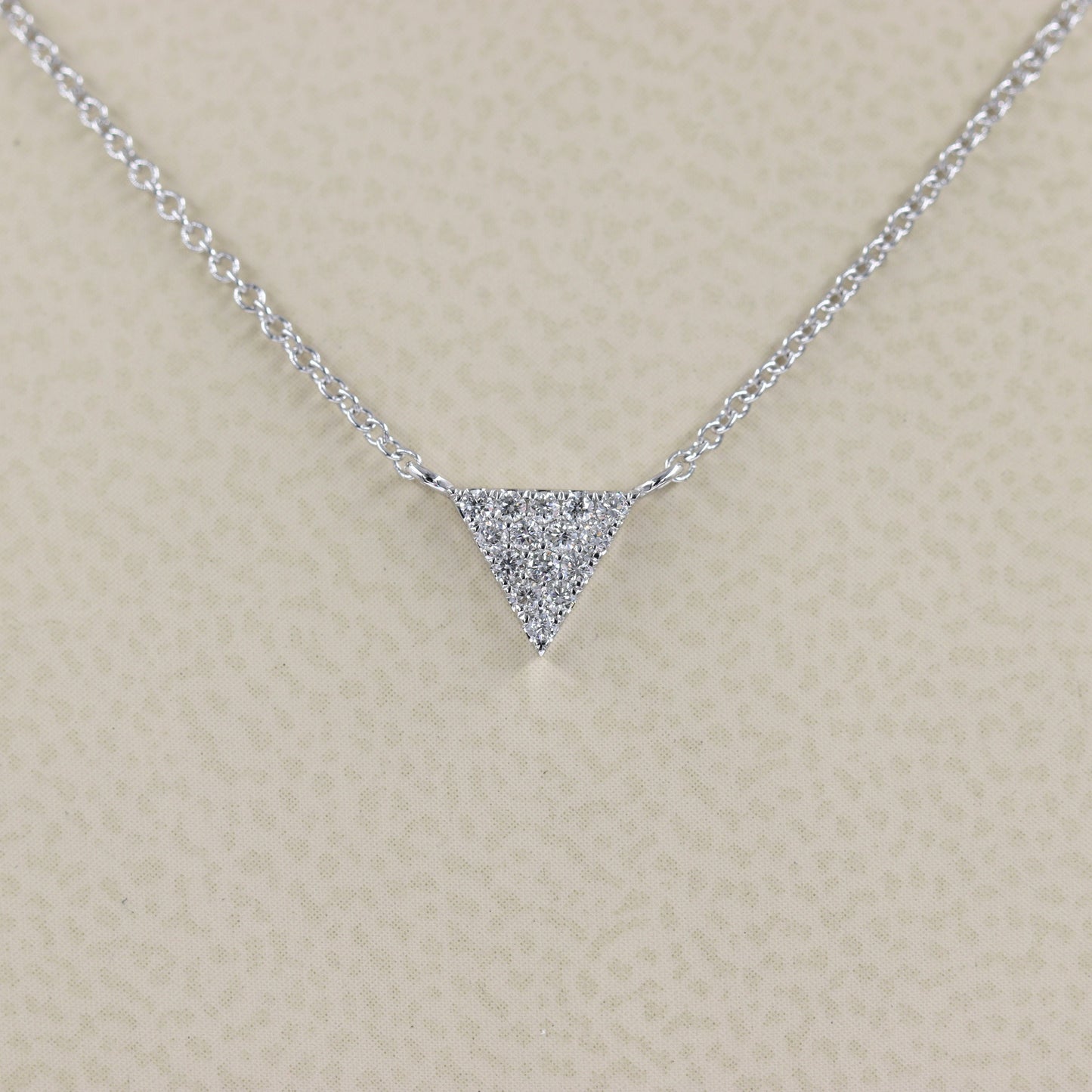 Diamond Necklace/ Round Diamond Triangle / Simple Diamond Necklace / 14k Gold Dainty Diamond Pendant / Layering Diamond Necklace / Gift for Her