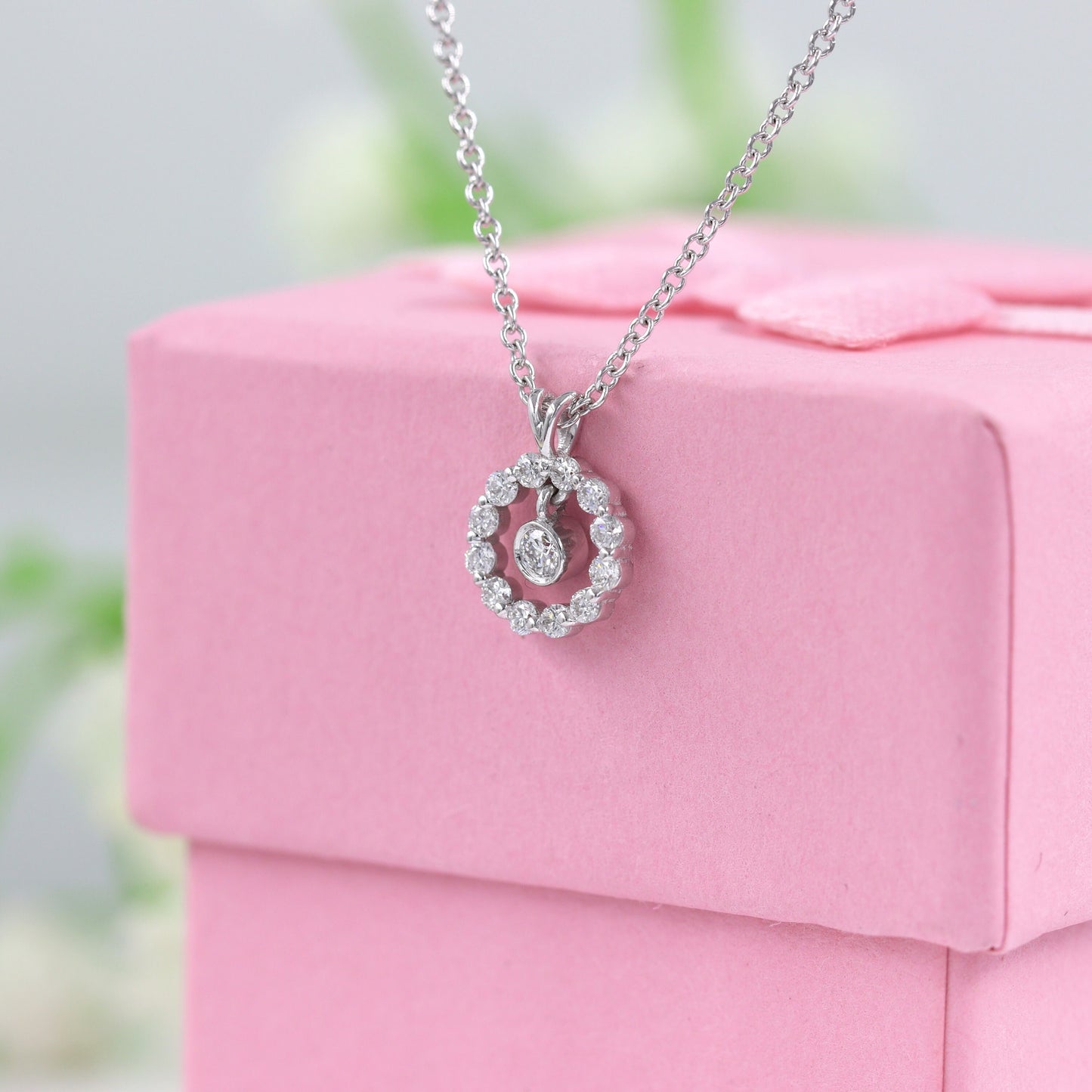 Round Diamond Necklace / Circle Diamond Charm / Bezel Pendant / Bezel Dangle Necklace / 14k Gold Diamond Necklace / Anniversary / Gift for Her