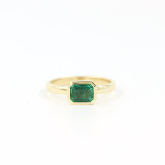 Emerald 0.65ct Bezel Ring/Natural Emerald  Ring / Emerald Engagement Ring /May Birthstone Ring /Green Emerald Engagement Ring / Gift for her