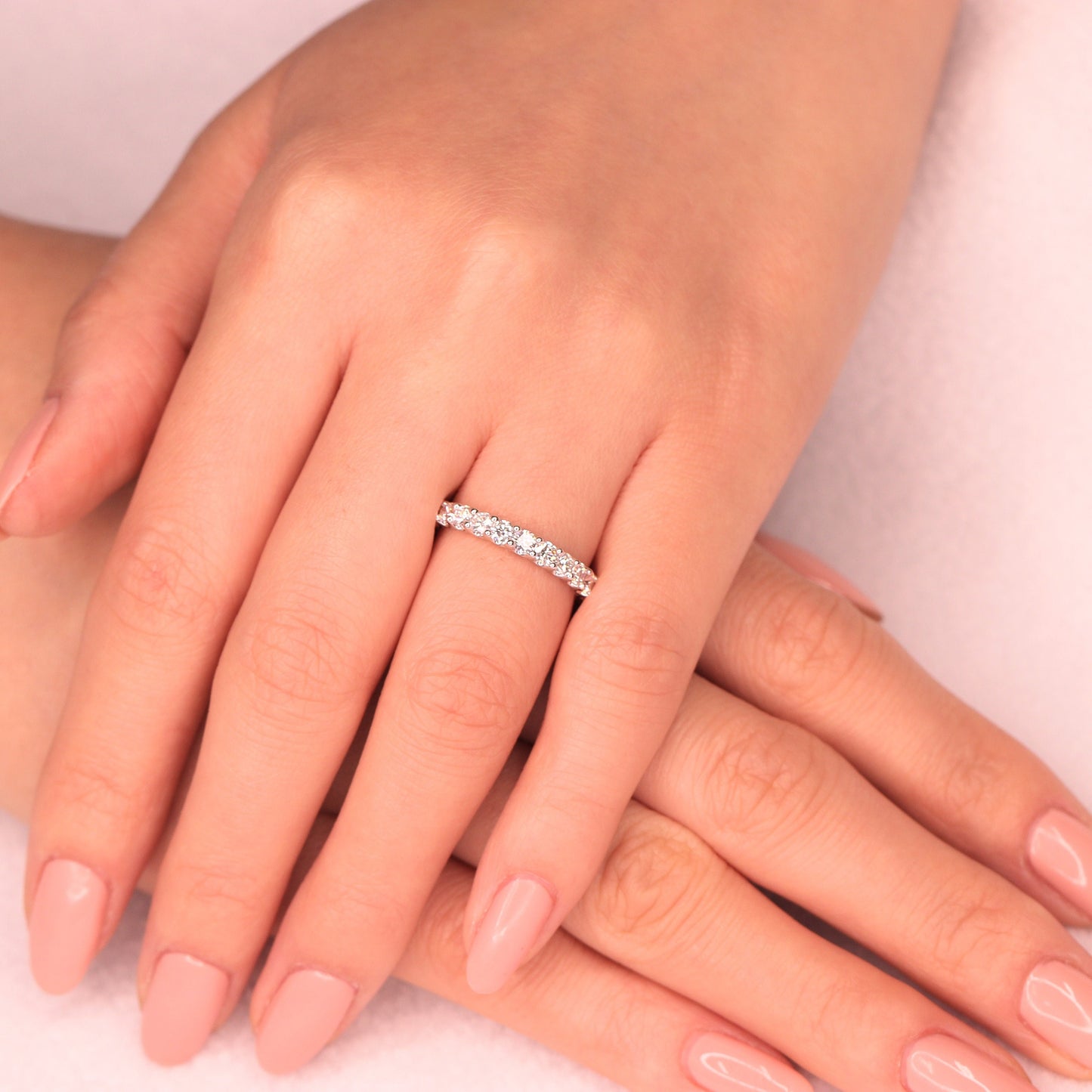 Round Diamond Eternity Ring /Seven teen Diamonds Eternity Wedding Band/Natural Diamond Wedding Ring/Stackable Diamond Band/Anniversary Gift