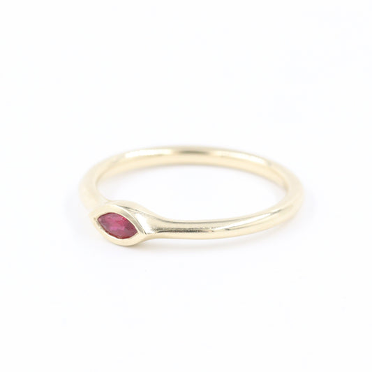 Solitaire marquise Ruby Band/Natural marquise Ruby Bezel Ring /marquise Ruby Band/Stackable Ruby Ring/Gift for her