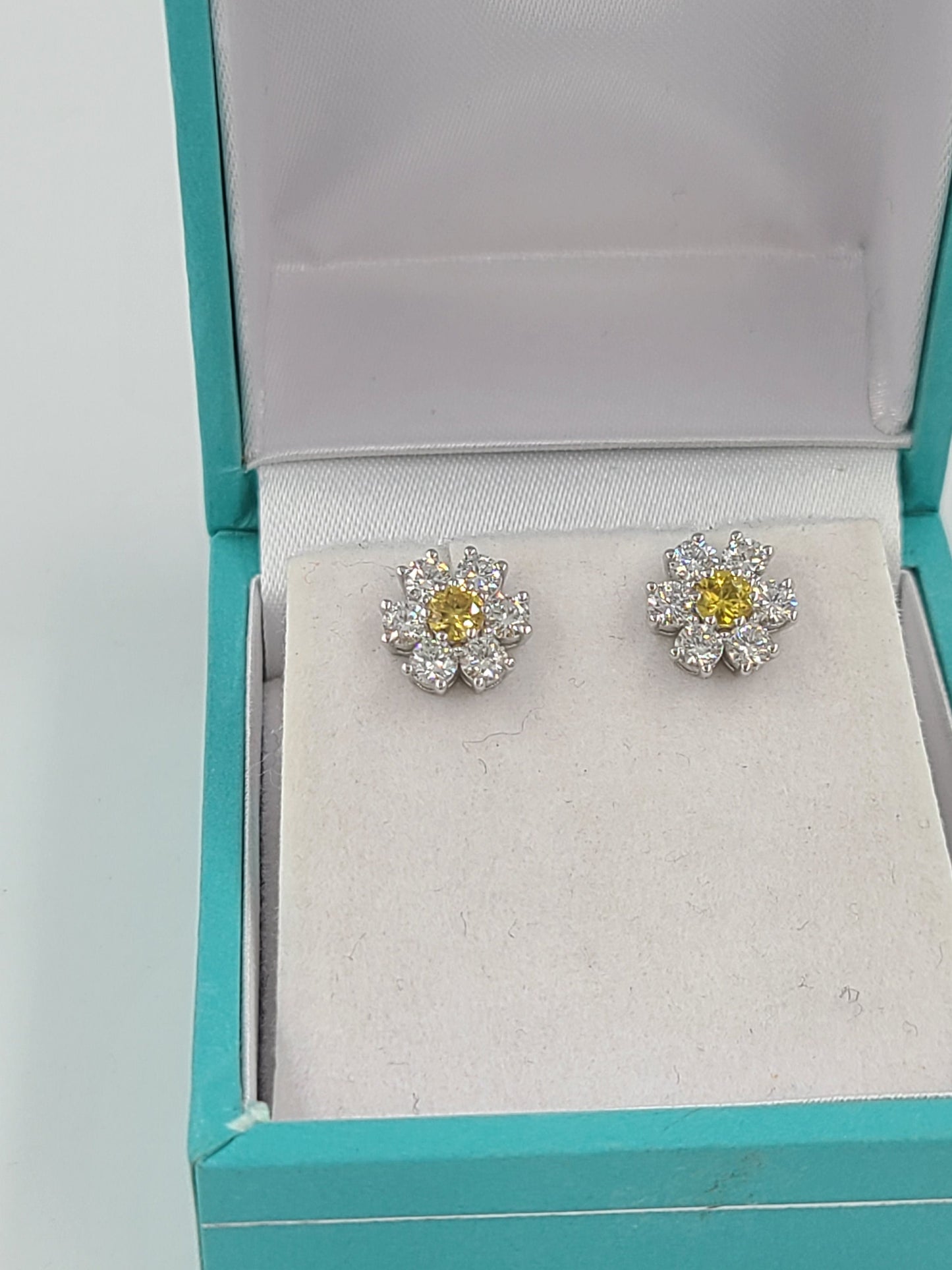 1ct Round Diamond Stud Earring /Natural Yellow sapphire, White Diamond flower Stud Earring / Anniversary gift  Gift for her  Flower Stud Earring